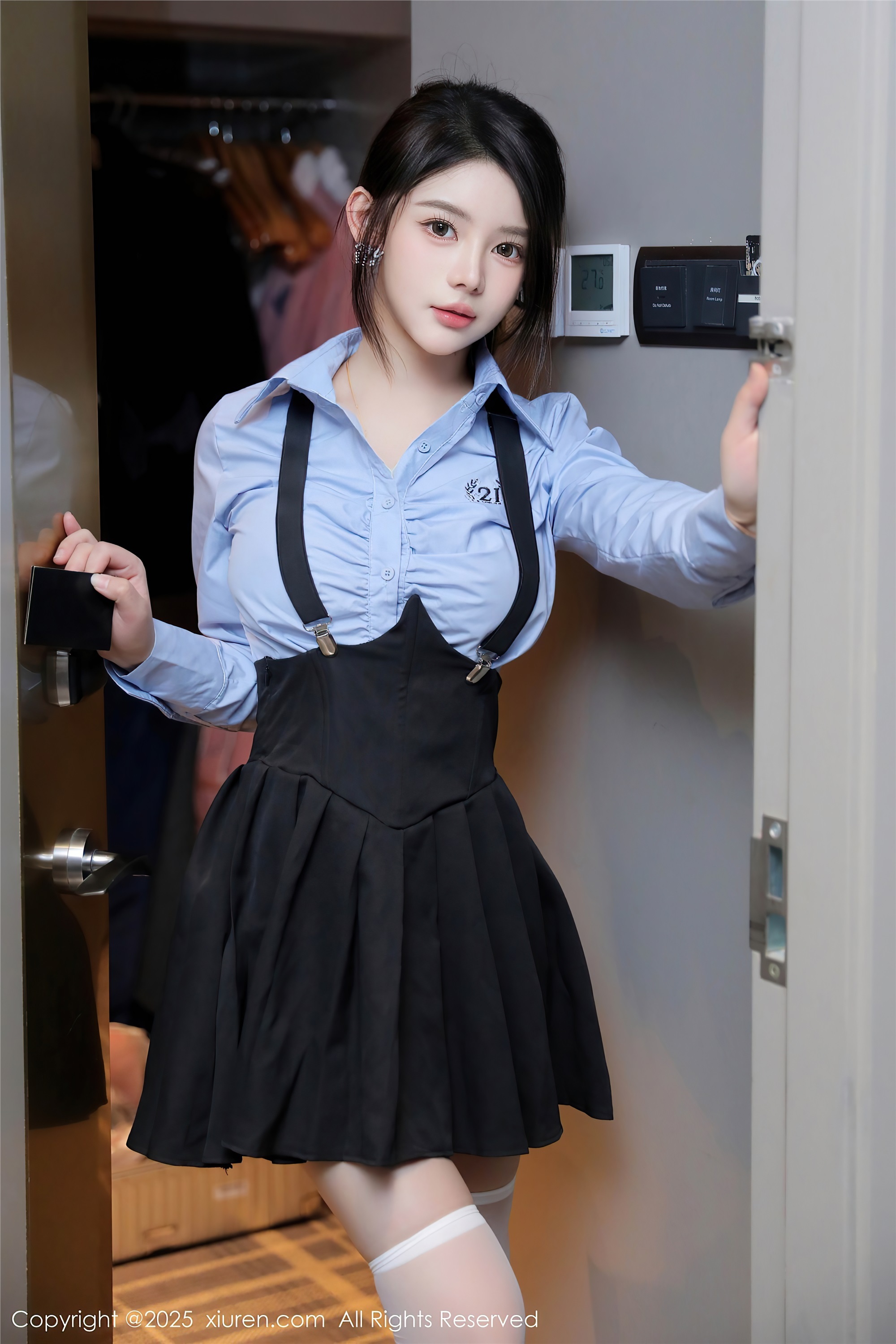 图片[5]-Xiuren秀人网期2025.01.25期N第9819期爱酱里-套图网