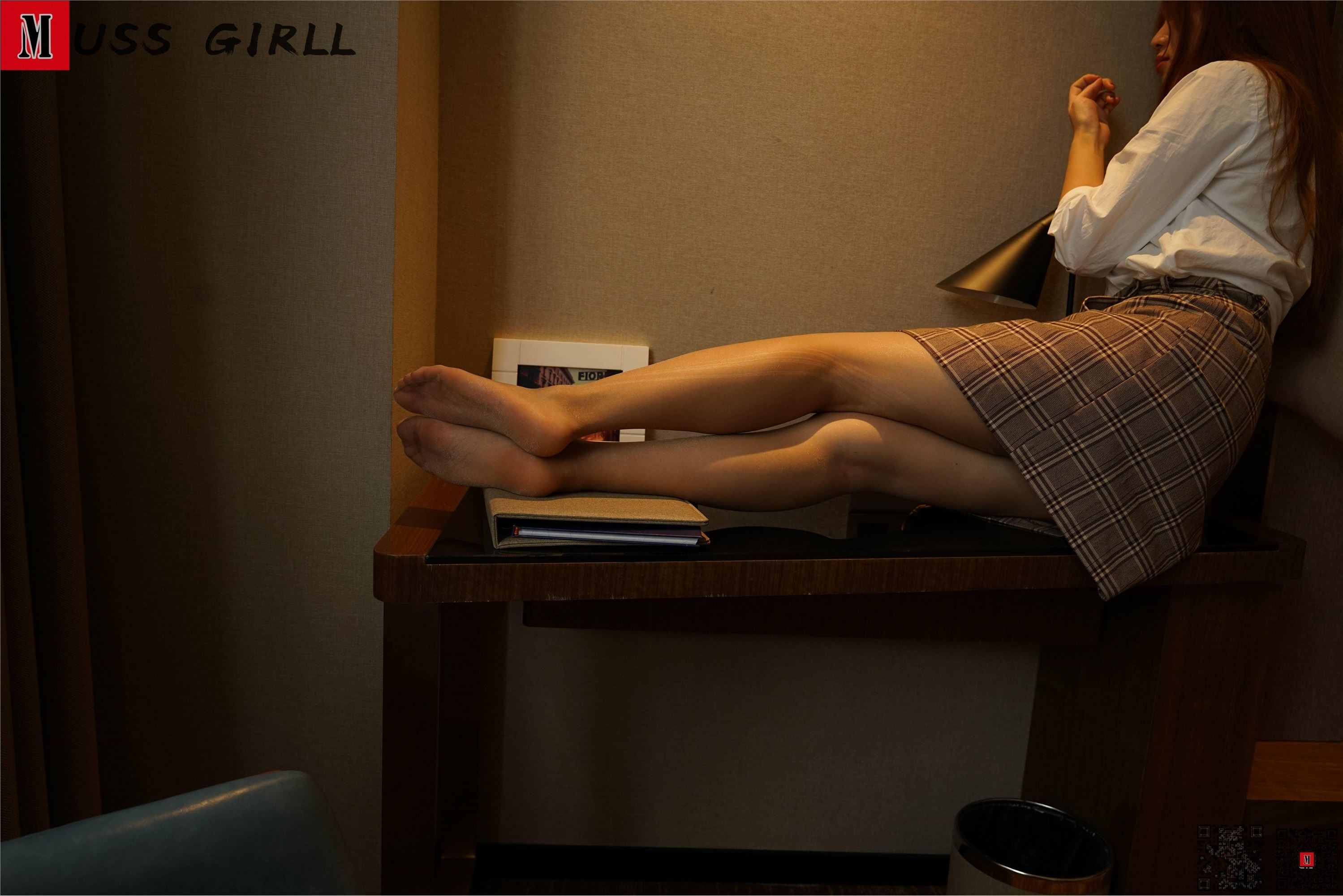 MussGirl慕丝女郎期期N第511期小何-套图网