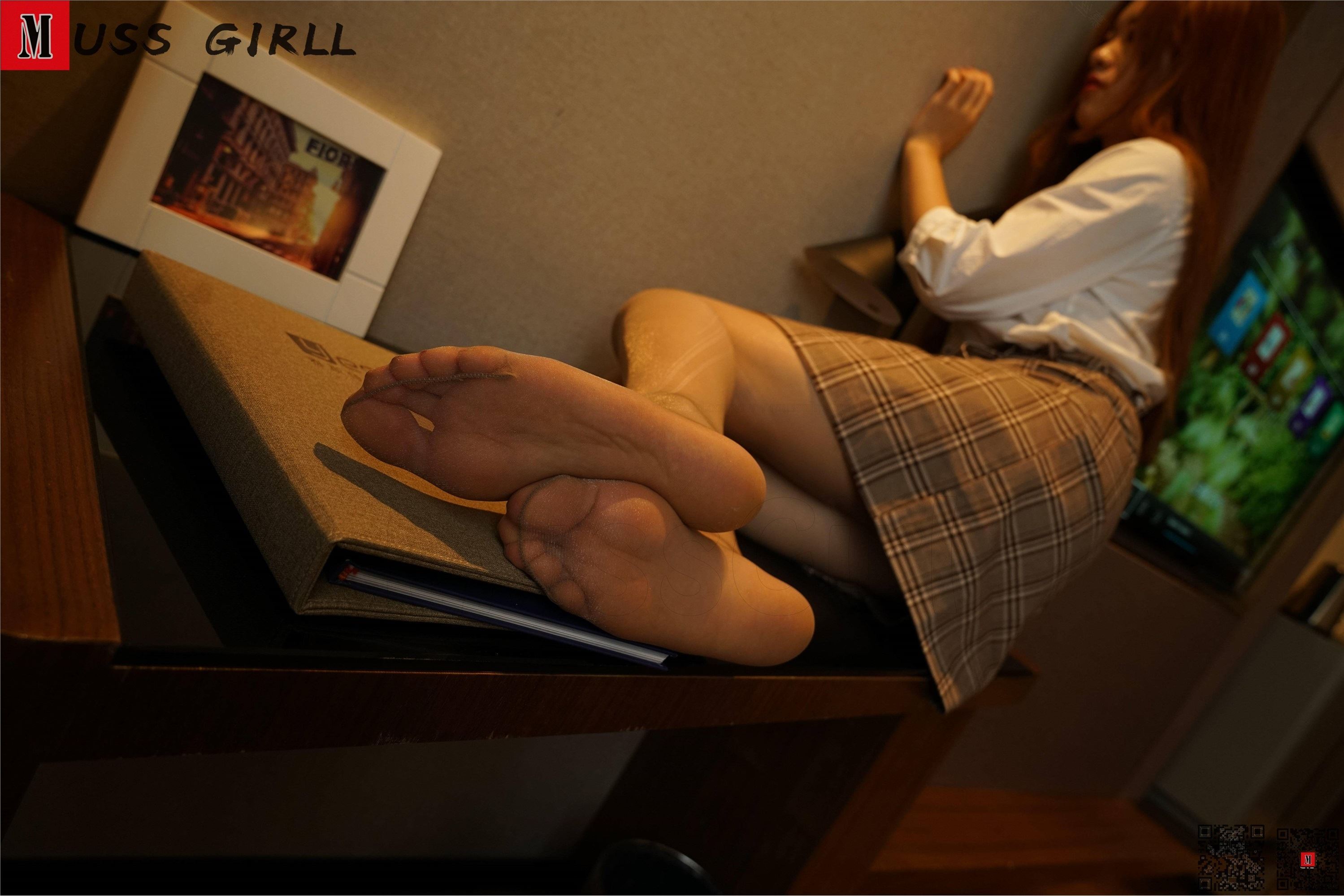 图片[2]-MussGirl慕丝女郎期期N第511期小何-套图网