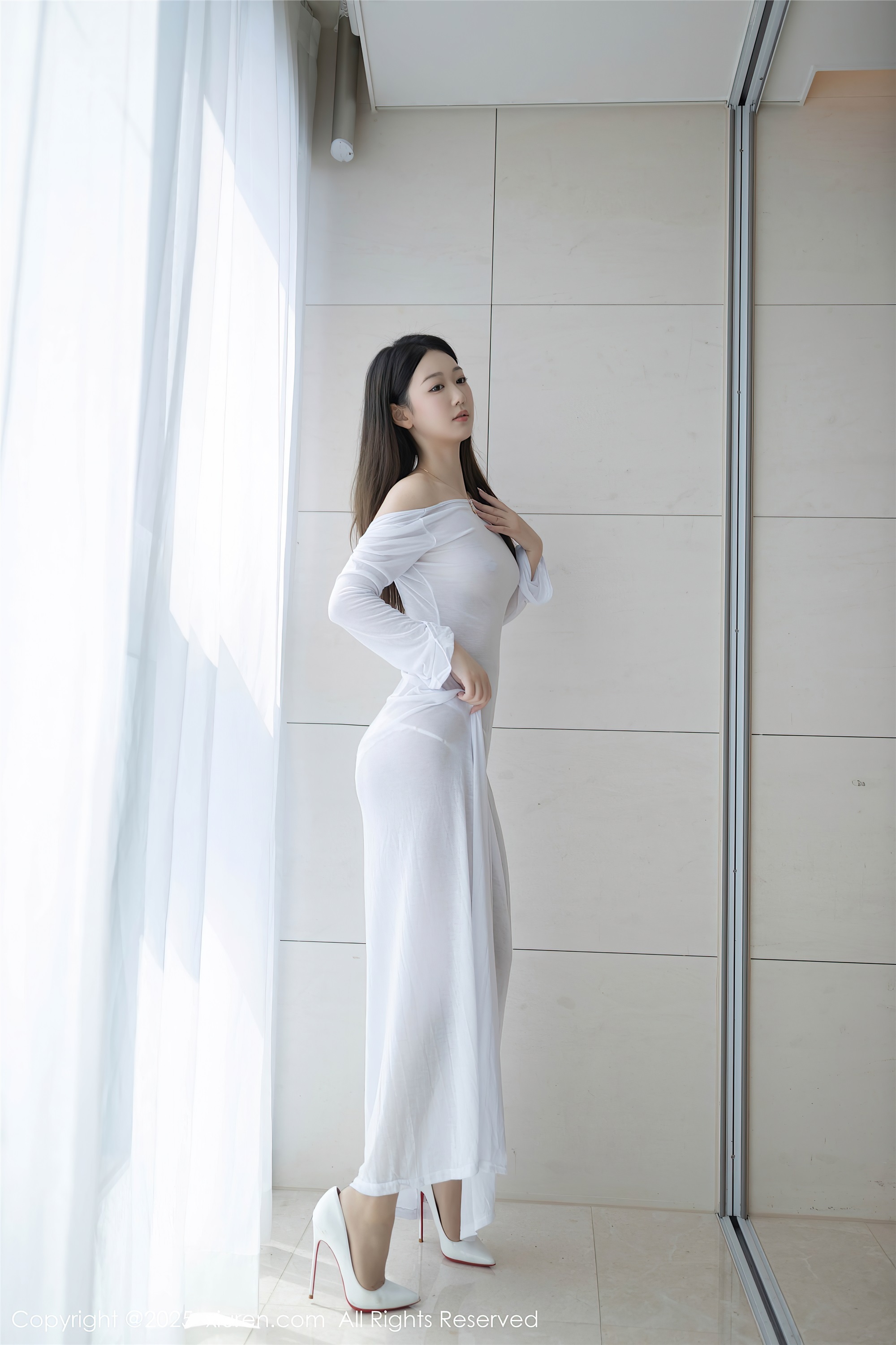 图片[4]-Xiuren秀人网期2025.02.05期N第9840期唐安琪-秀人网