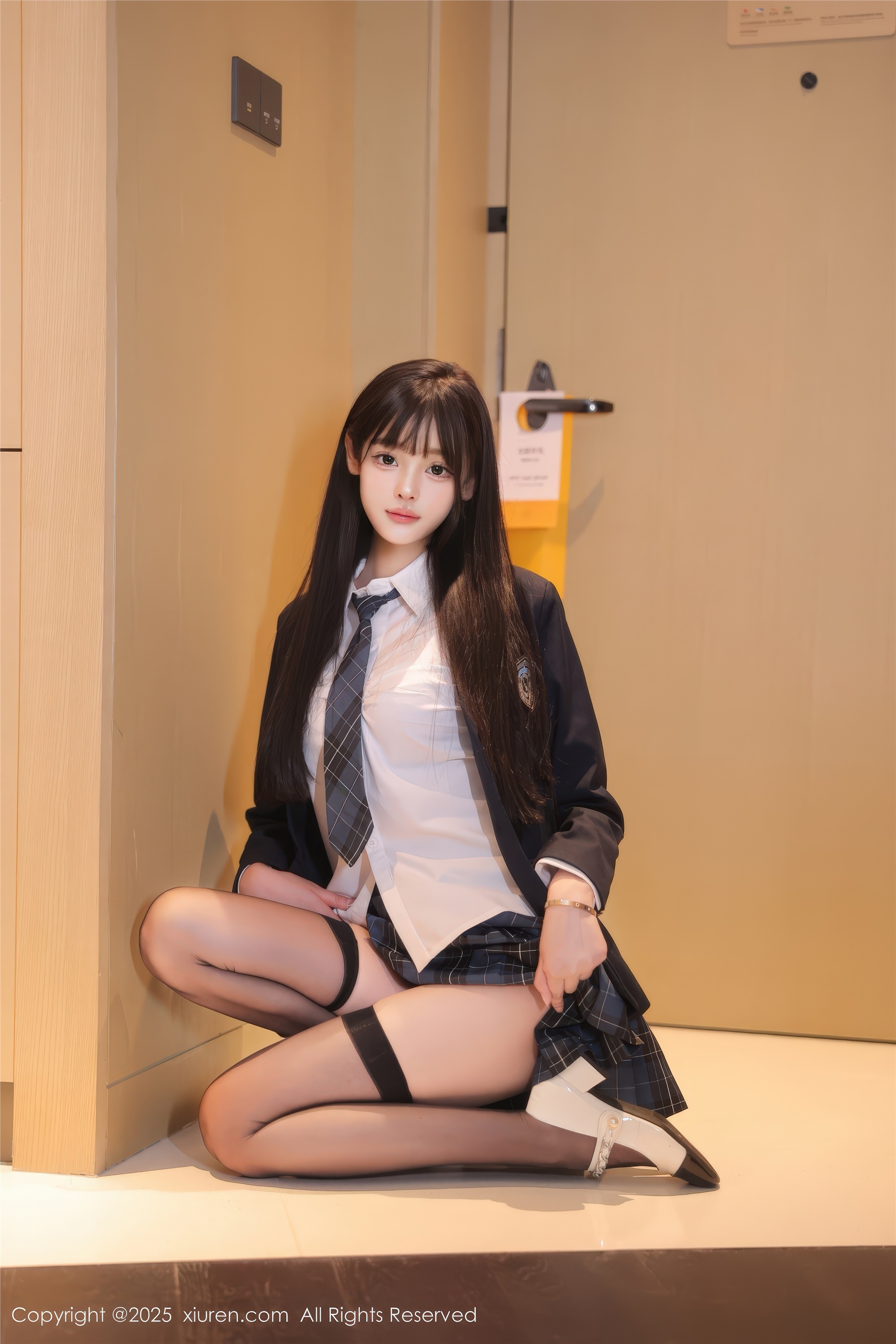 图片[5]-Xiuren秀人网期2025.02.08期N第9853期余安安-秀人网