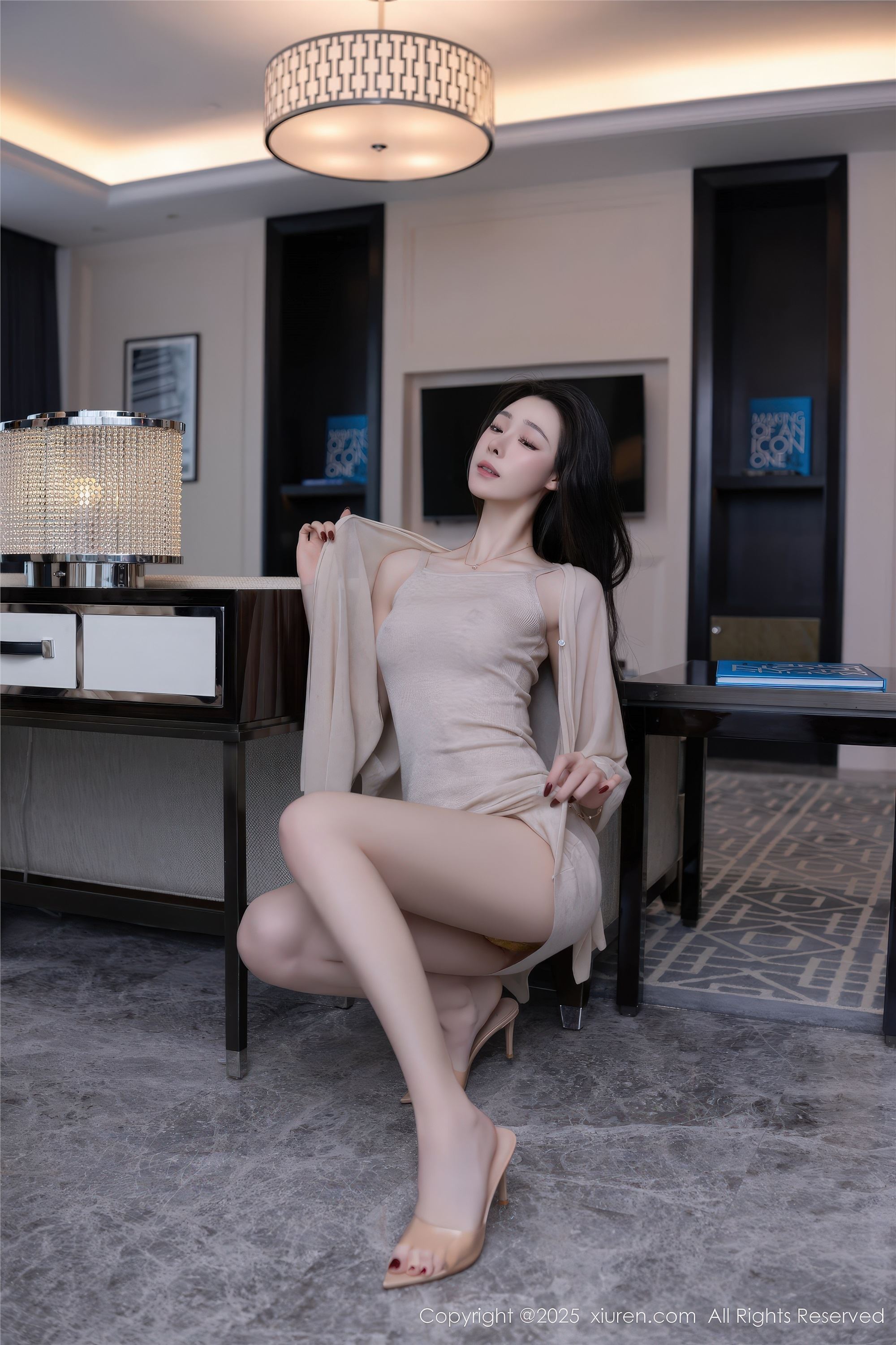 图片[4]-Xiuren秀人网期2025.02.08期N第9858期小逗逗-套图网