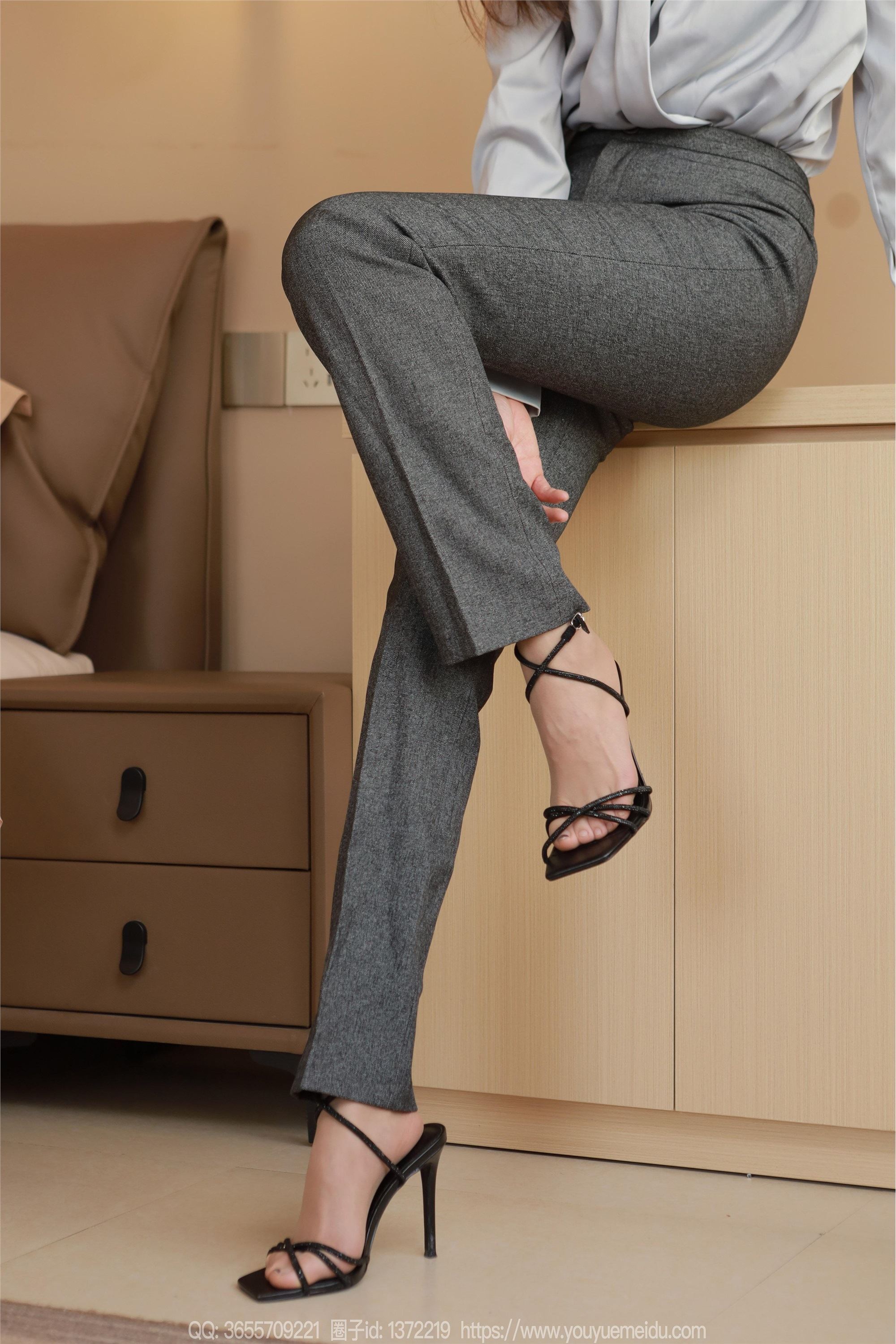 IESS异思趣向期期2025.02.10期丝享家期1973期小九《裤里丝（上）》-套图网