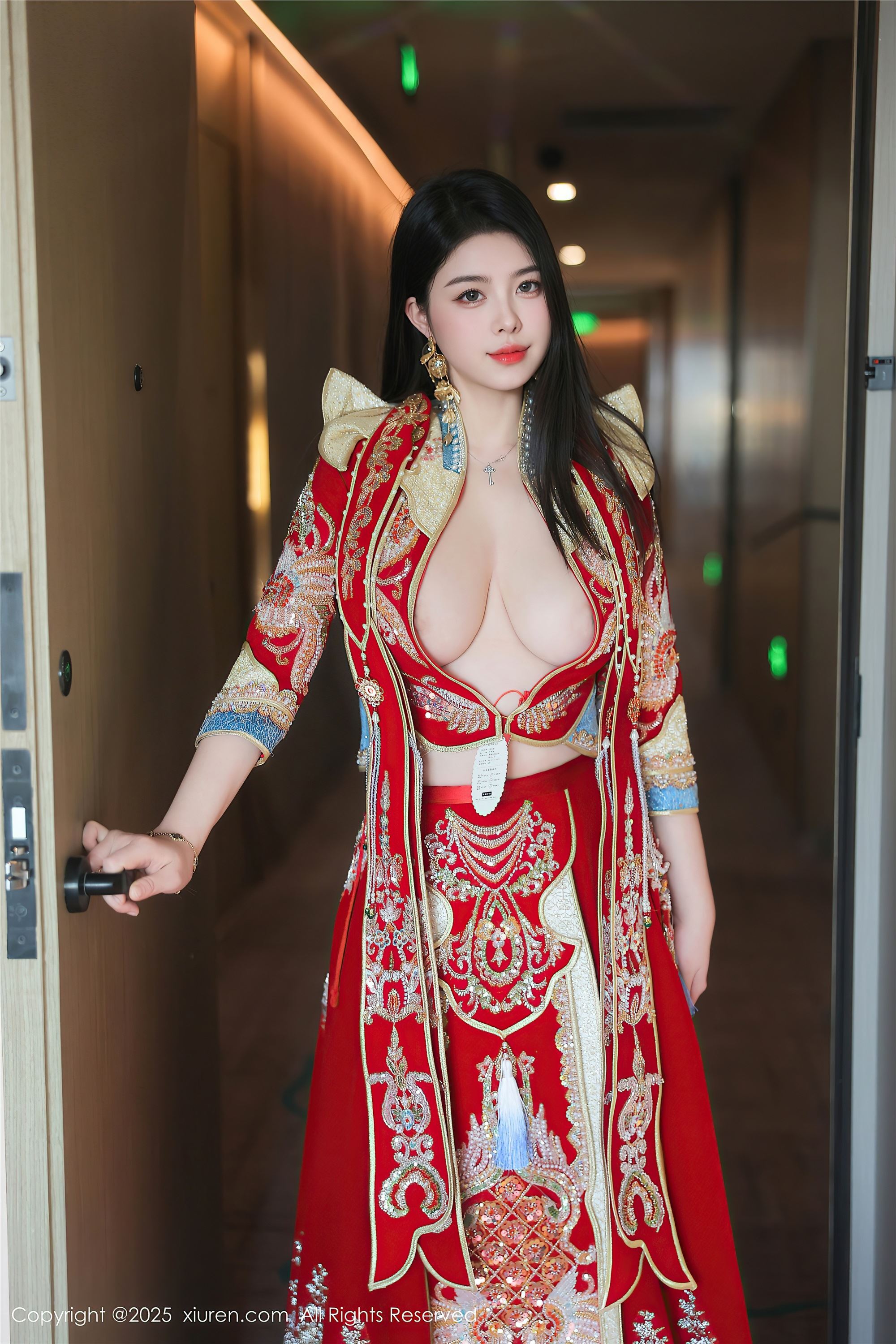 Xiuren秀人网期2025.02.11期N第9869期林若凡F-秀人网