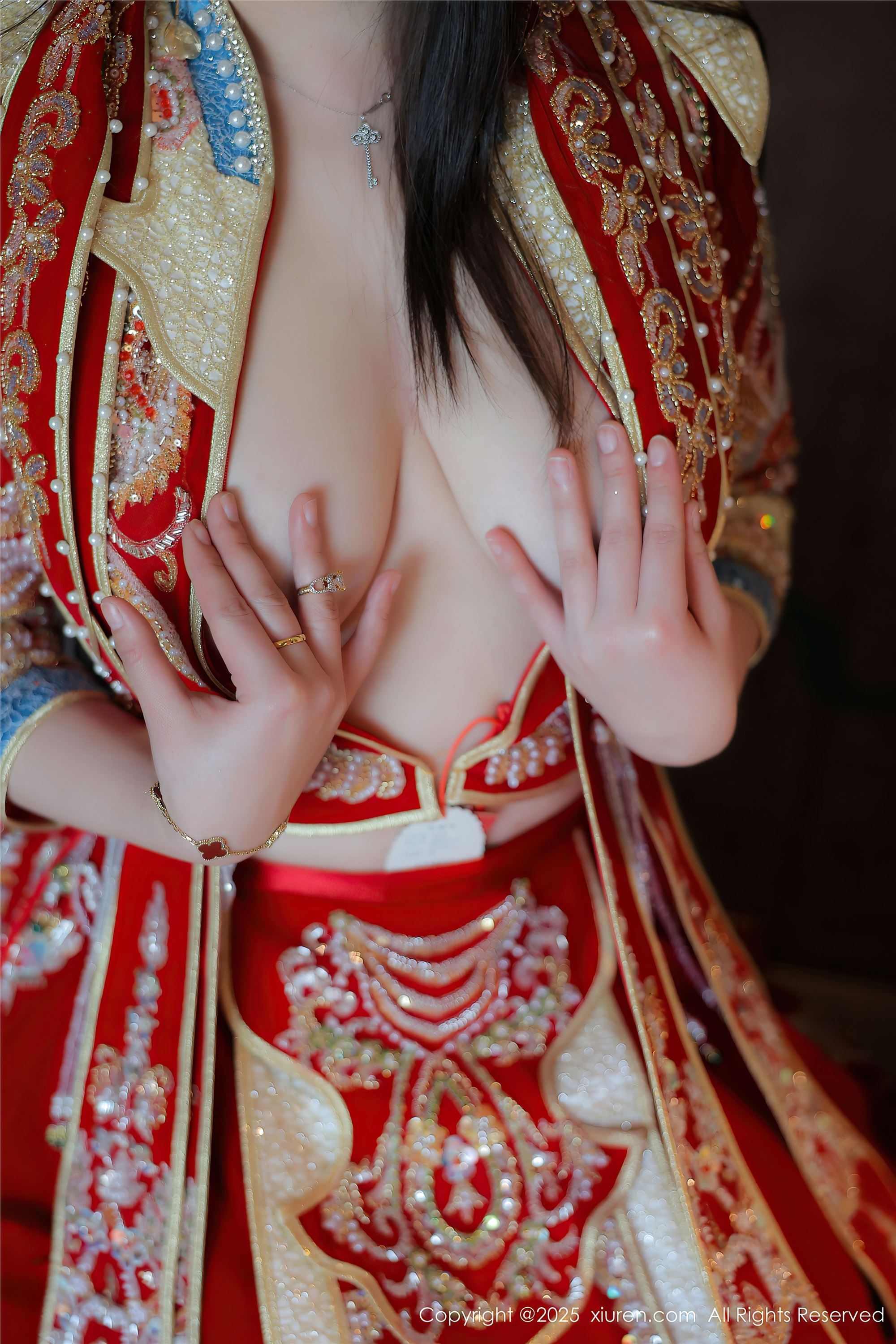 图片[4]-Xiuren秀人网期2025.02.11期N第9869期林若凡F-秀人网