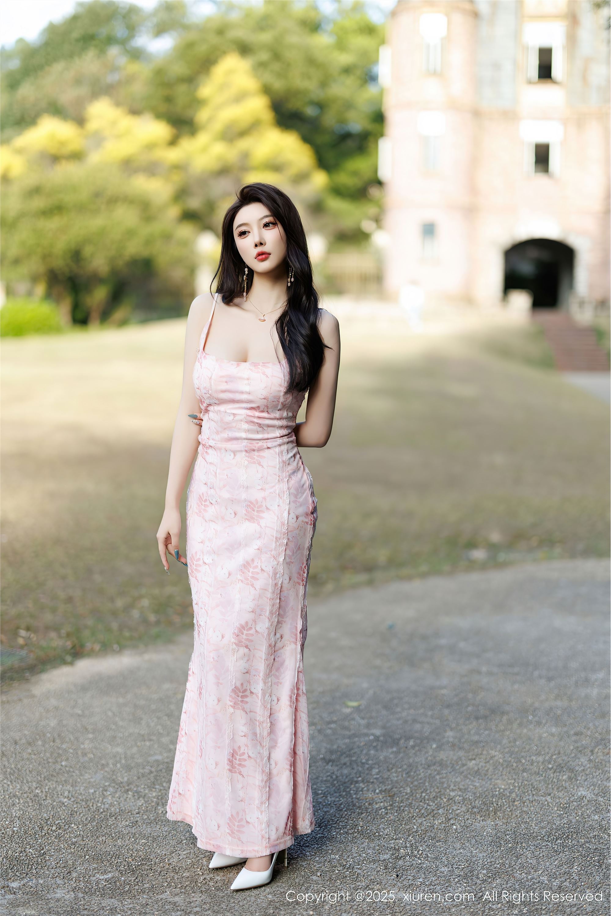 图片[4]-Xiuren秀人网期2025.02.14期N第9886期杨晨晨Yome-秀人网