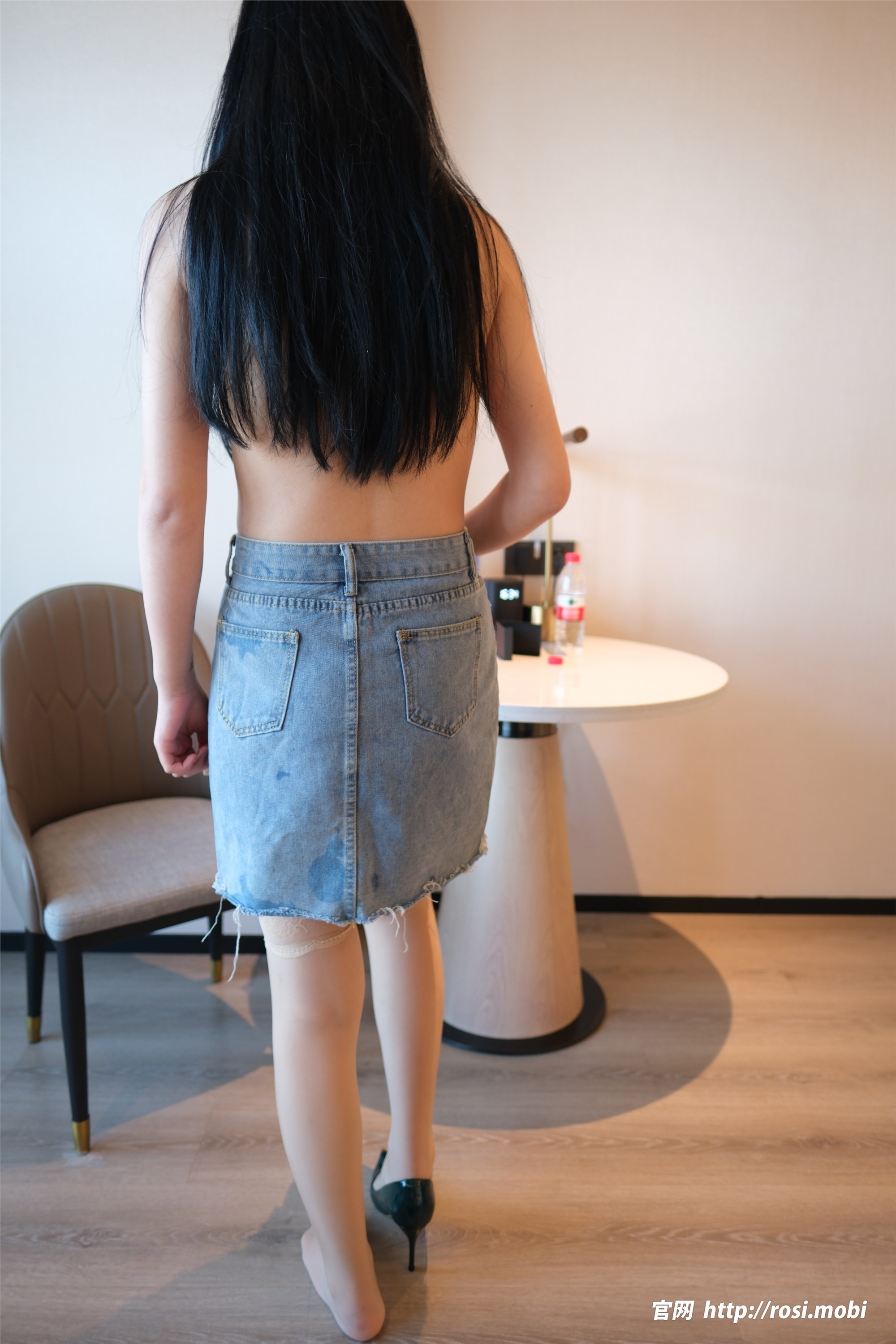 图片[3]-ROSI写真期2025.03.18期N第4852-秀人网