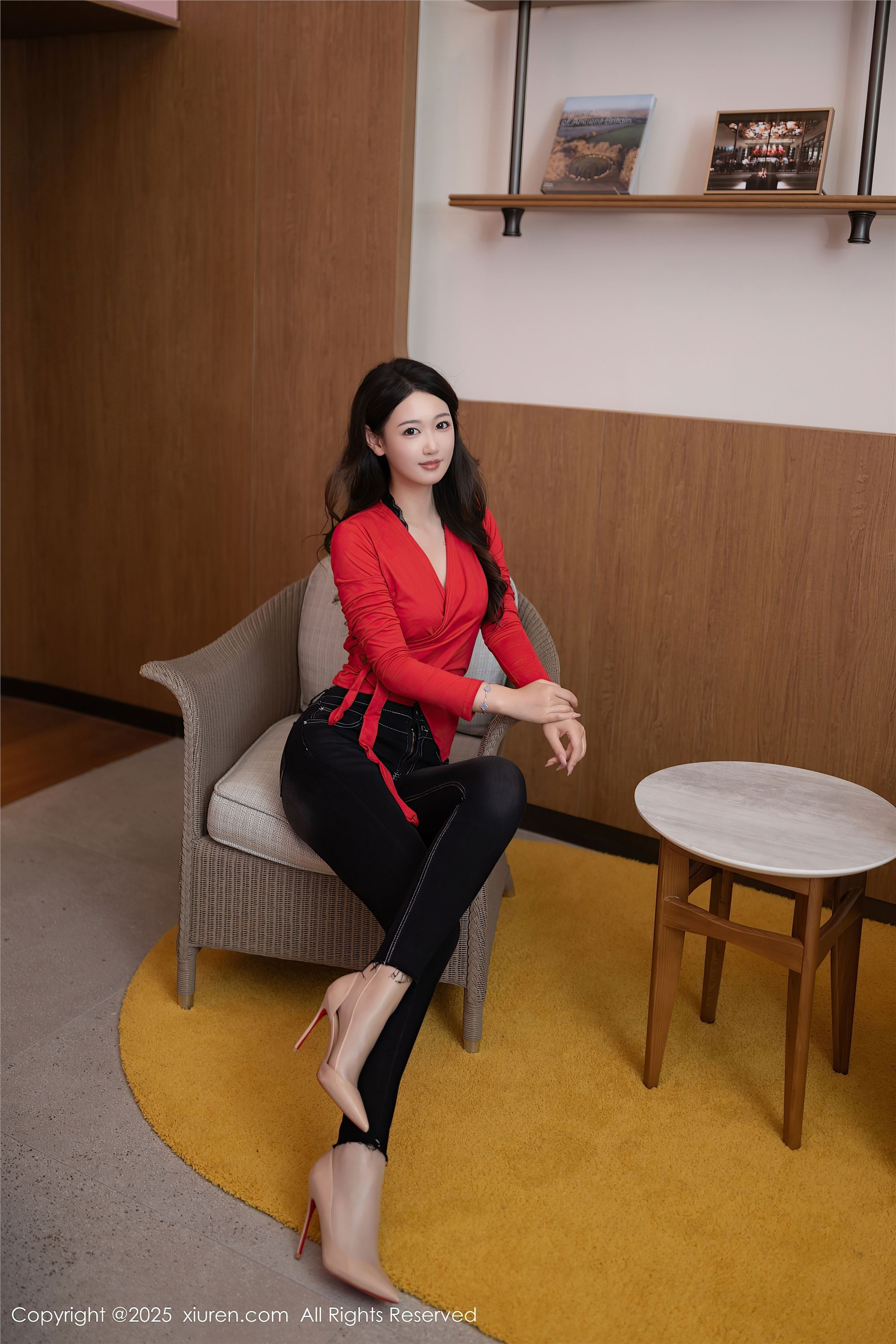 图片[3]-Xiuren秀人网期2025.02.17期N第9894期唐安琪-套图网