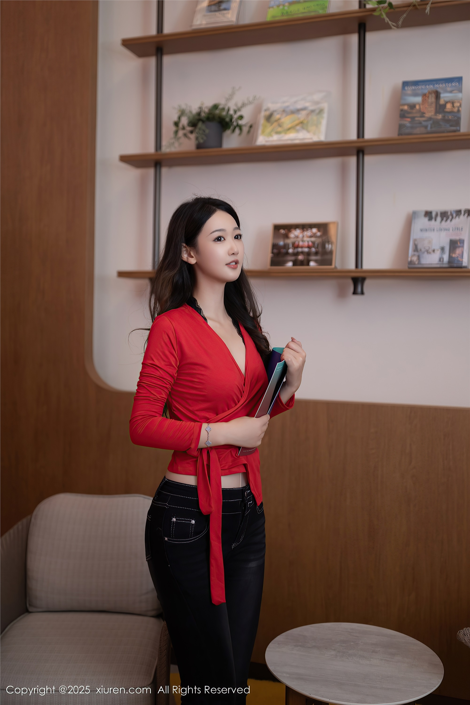 图片[5]-Xiuren秀人网期2025.02.17期N第9894期唐安琪-套图网