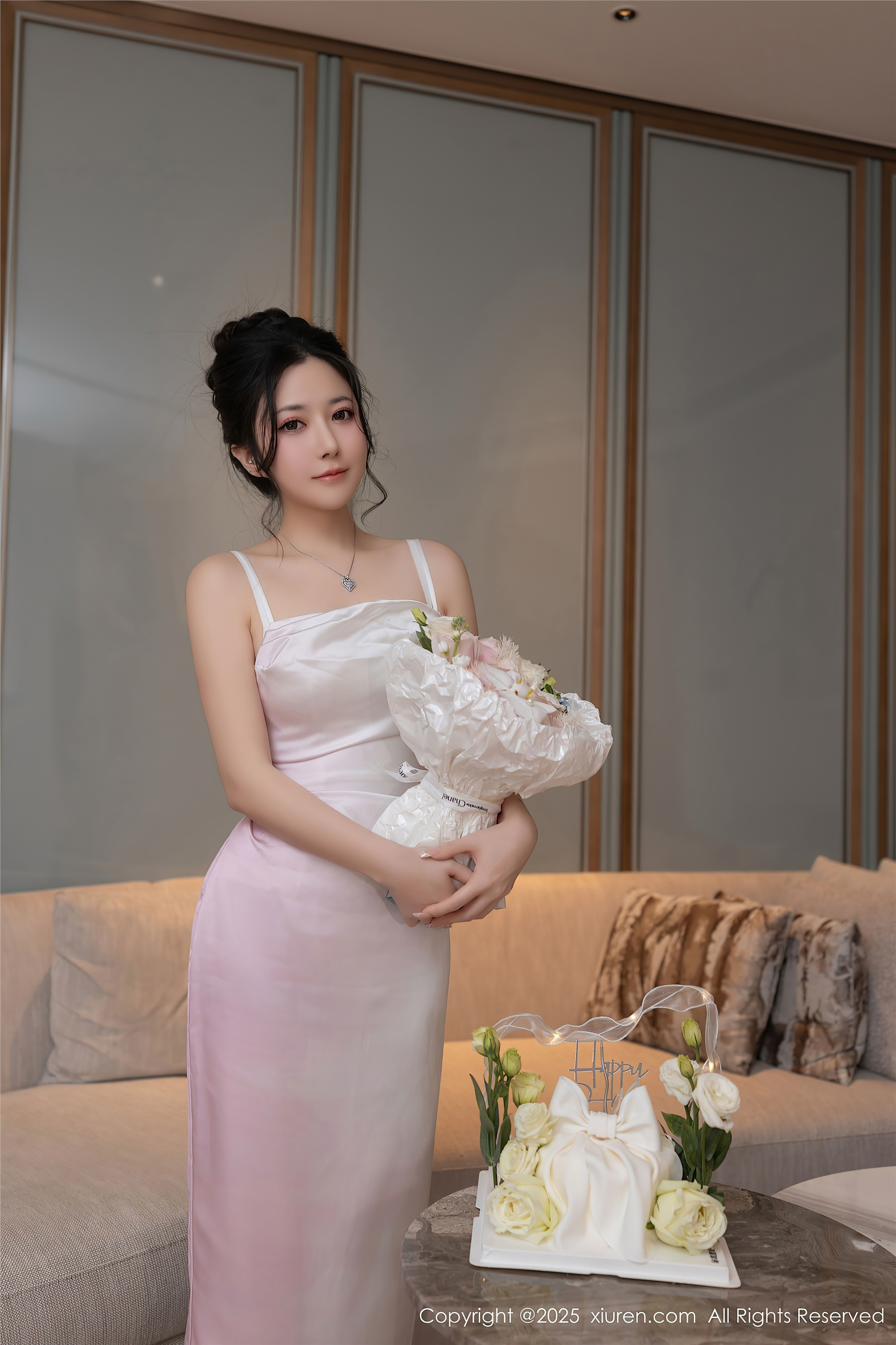 Xiuren秀人网期2025.02.19期N第9907期鱼子酱Fish-秀人网