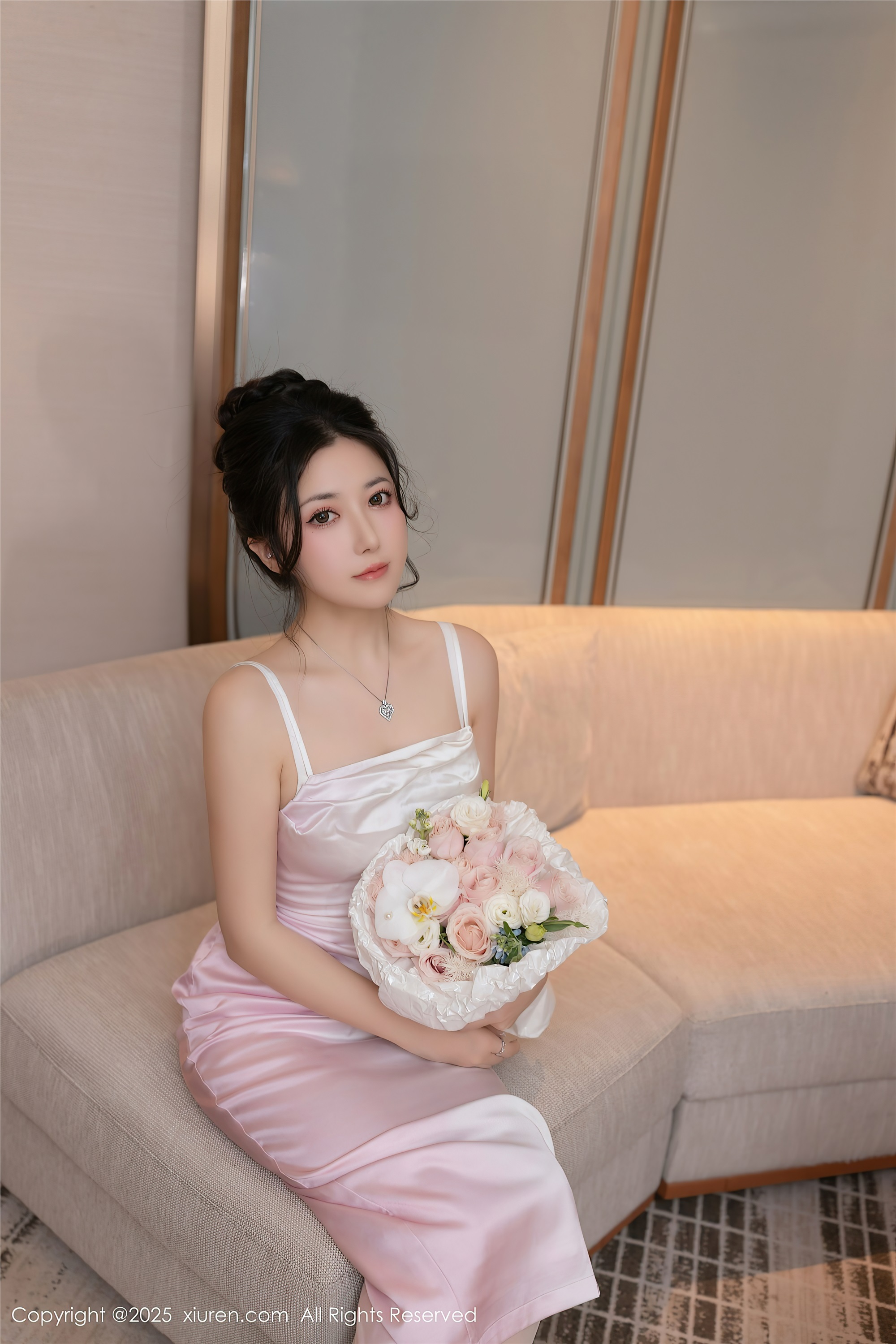 图片[4]-Xiuren秀人网期2025.02.19期N第9907期鱼子酱Fish-秀人网