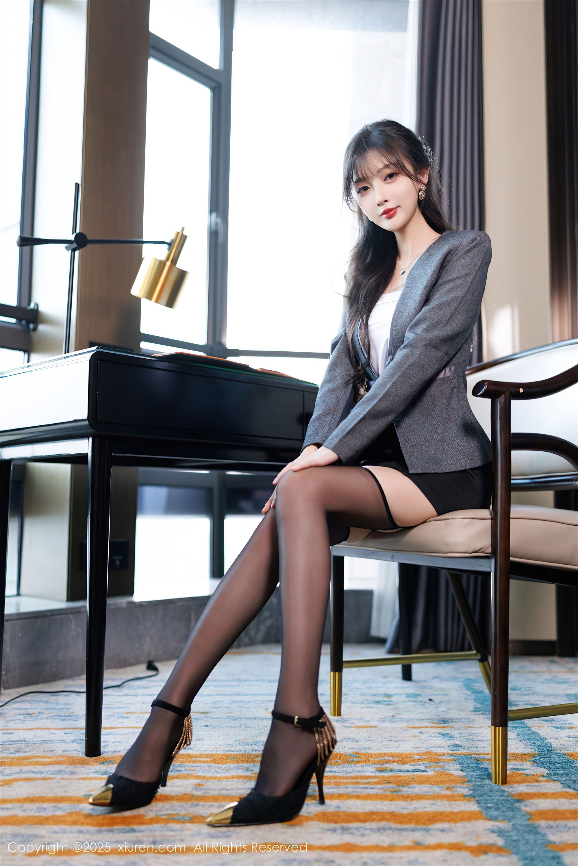 图片[4]-Xiuren秀人网期2025.03.03期N第9957期樱桃小阑子-套图网