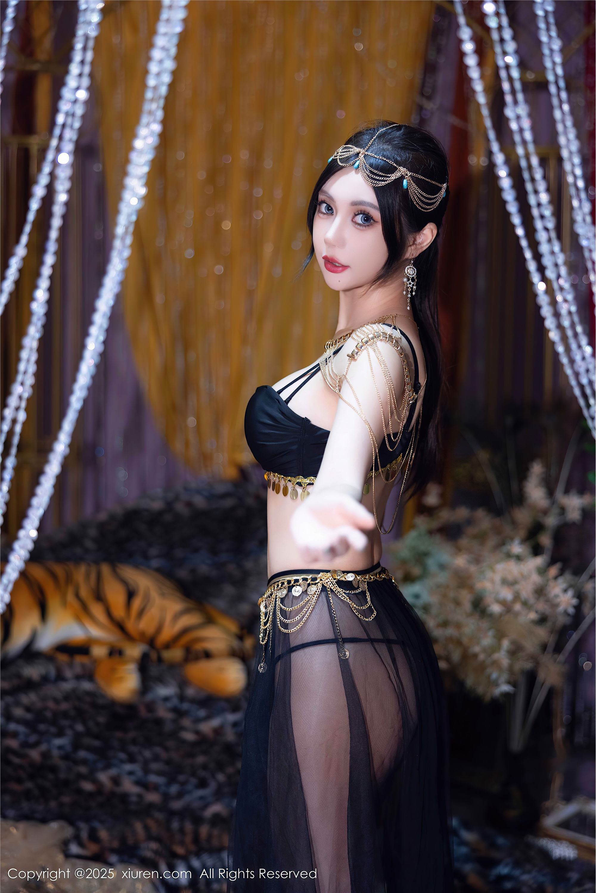 图片[4]-Xiuren秀人网期2025.03.14期N第10018期绮里嘉ula-秀人网