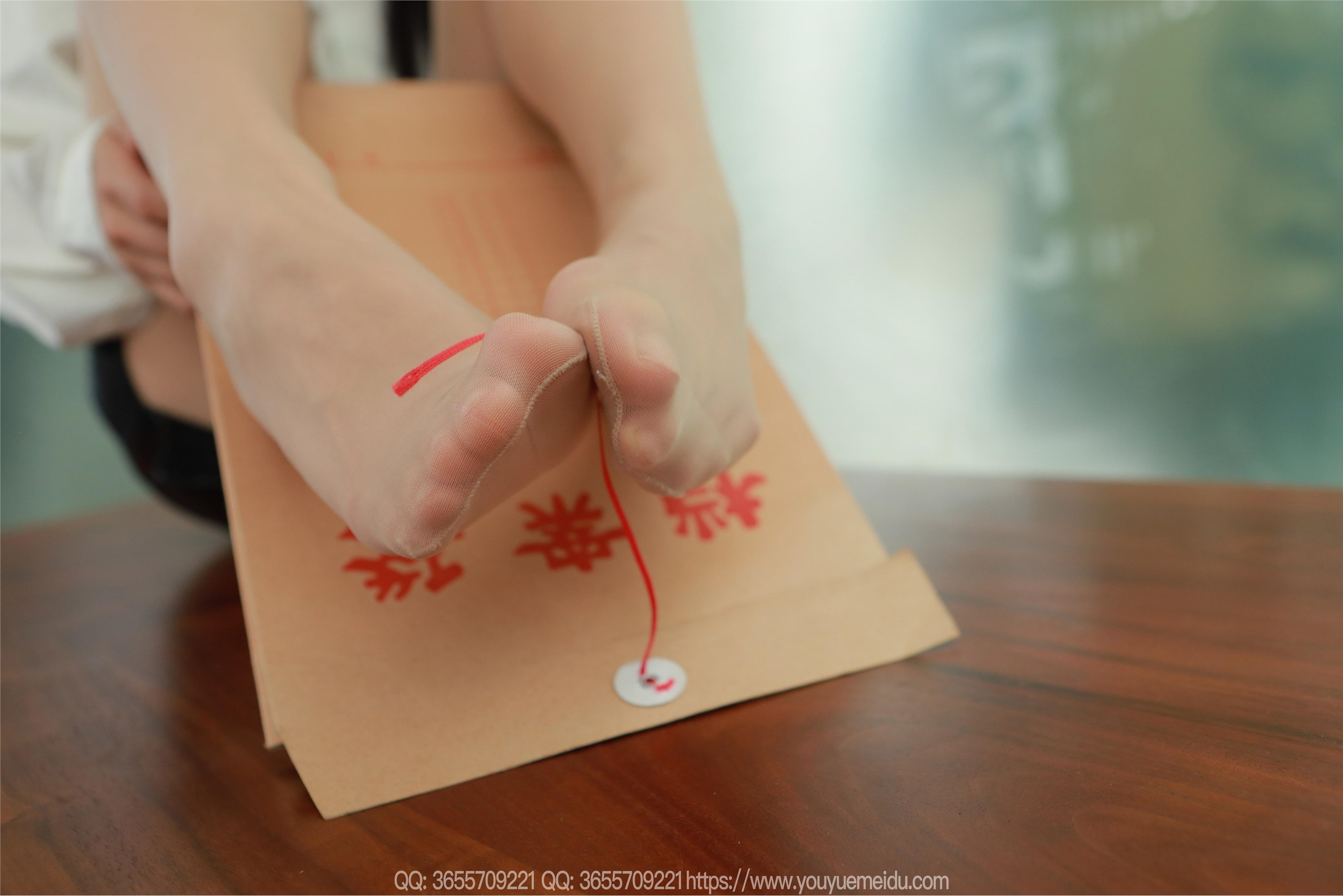 图片[9]-IESS异思趣向期期2025.03.19期丝享家期2005期兔兔《白色OL（下）》-秀人网