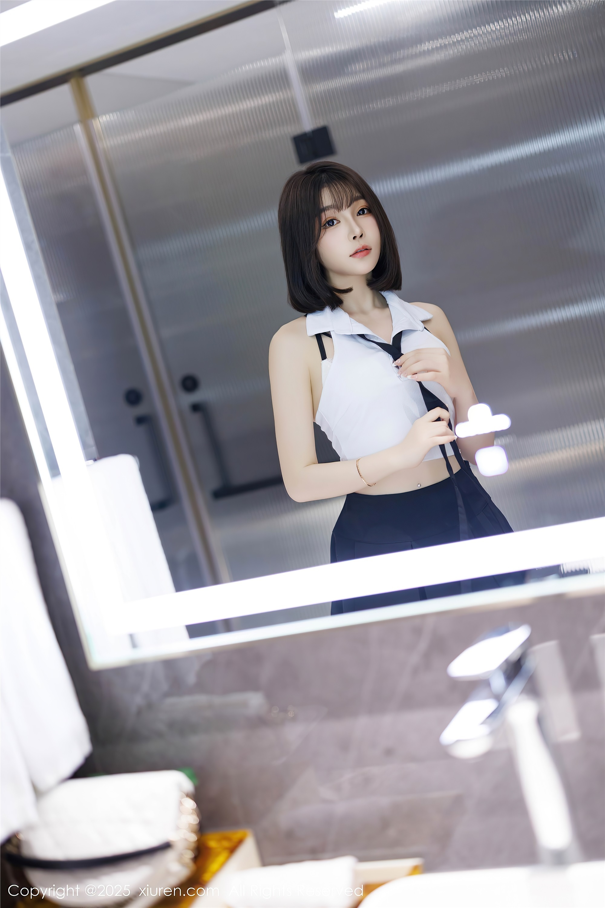 Xiuren秀人网期2025.03.20期N第10048期徐莉芝Booty-秀人网