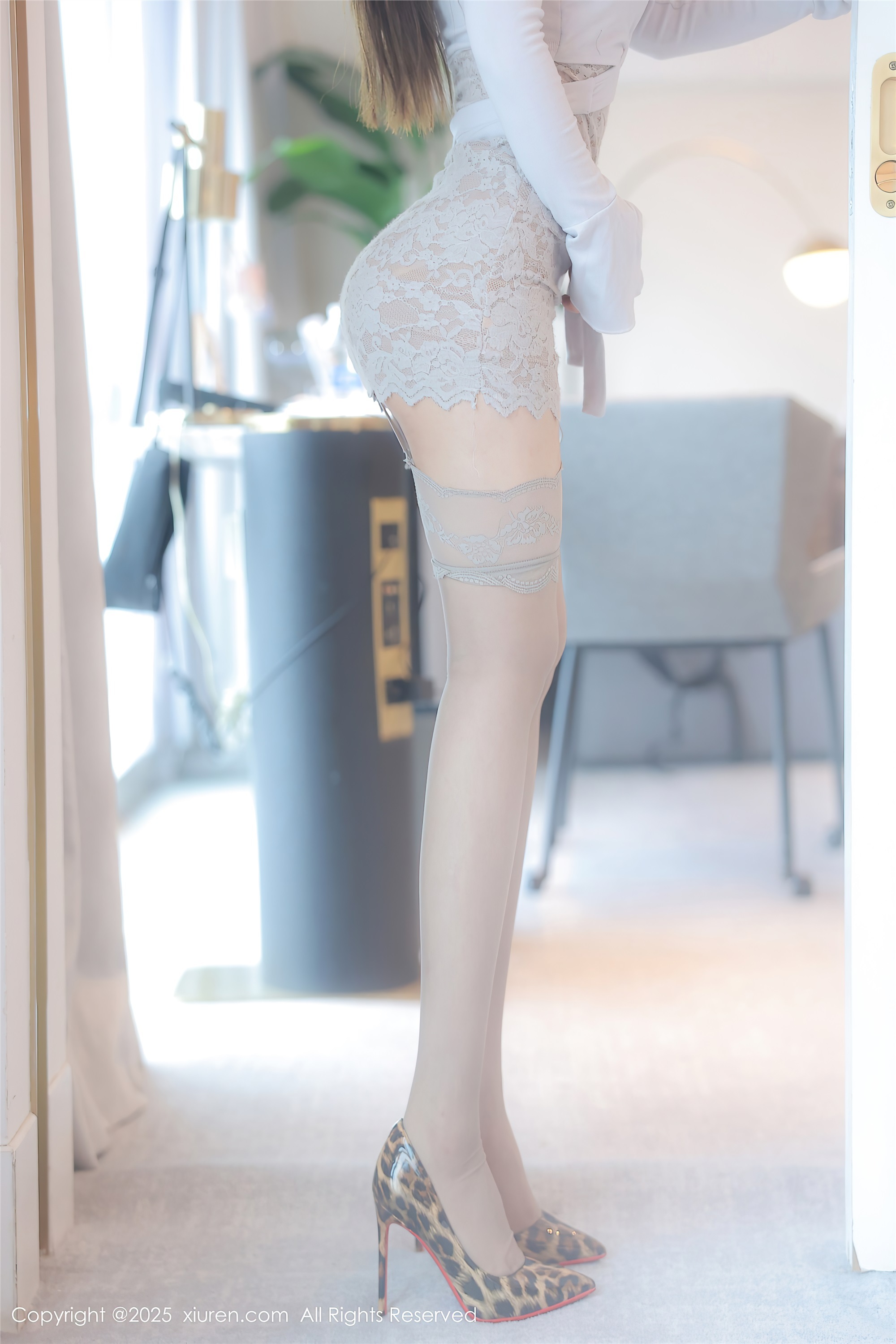 图片[3]-Xiuren秀人网期2025.03.28期N第10083期爱酱里-套图网