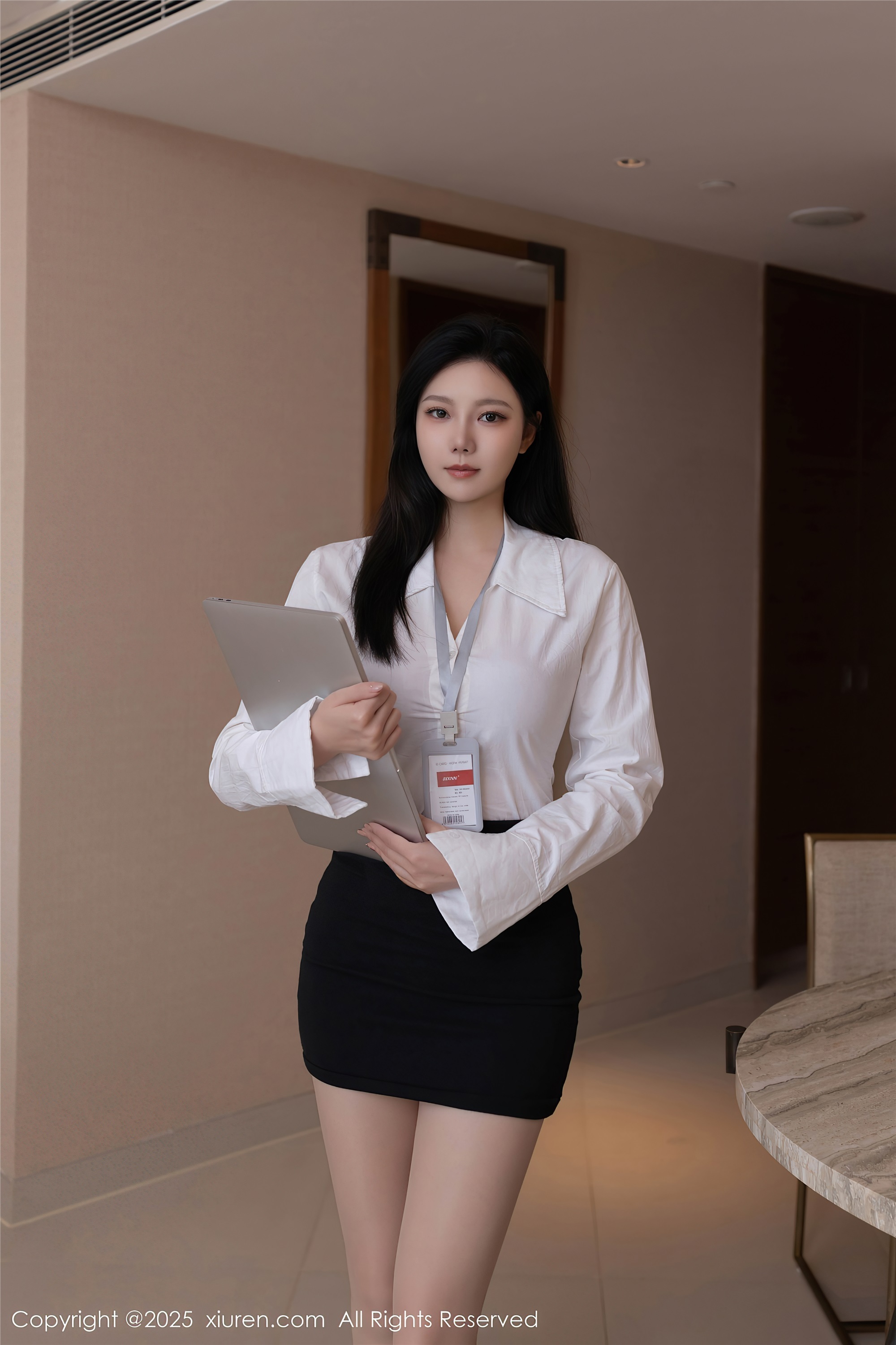 图片[3]-Xiuren秀人网期2025.04.01期N第10100期安然anran-秀人网