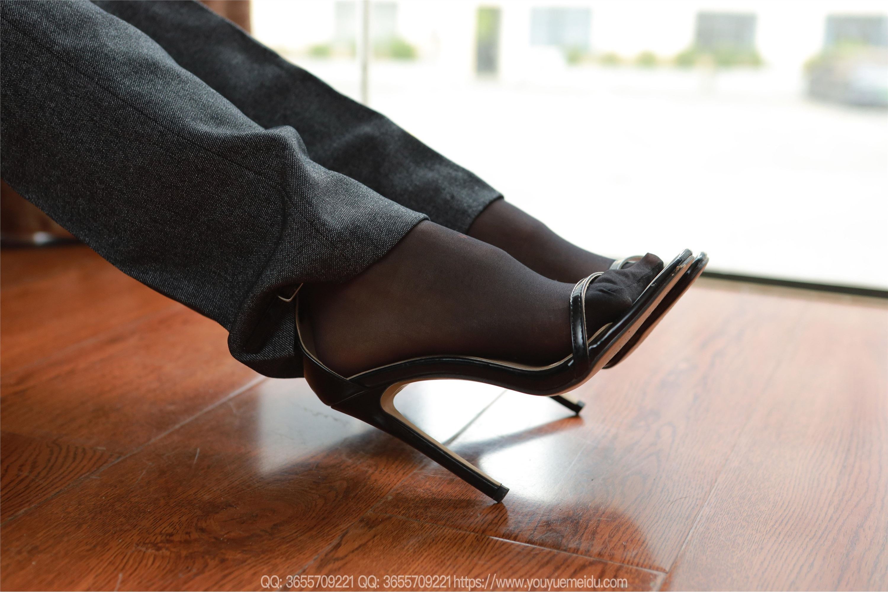 图片[3]-IESS异思趣向期期2025.04.11期丝享家期2025期小金《西裤里丝》-套图网