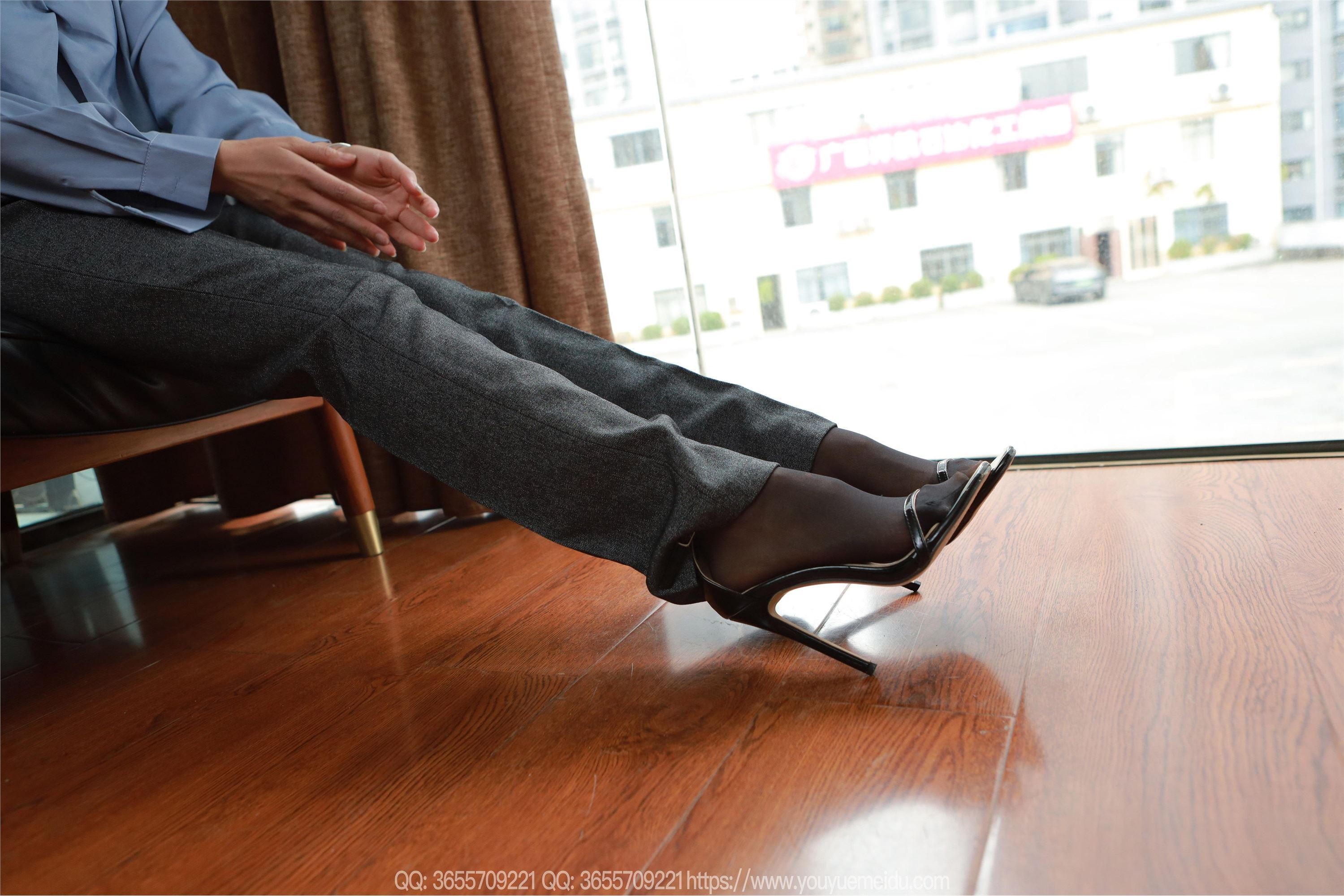 图片[4]-IESS异思趣向期期2025.04.11期丝享家期2025期小金《西裤里丝》-套图网