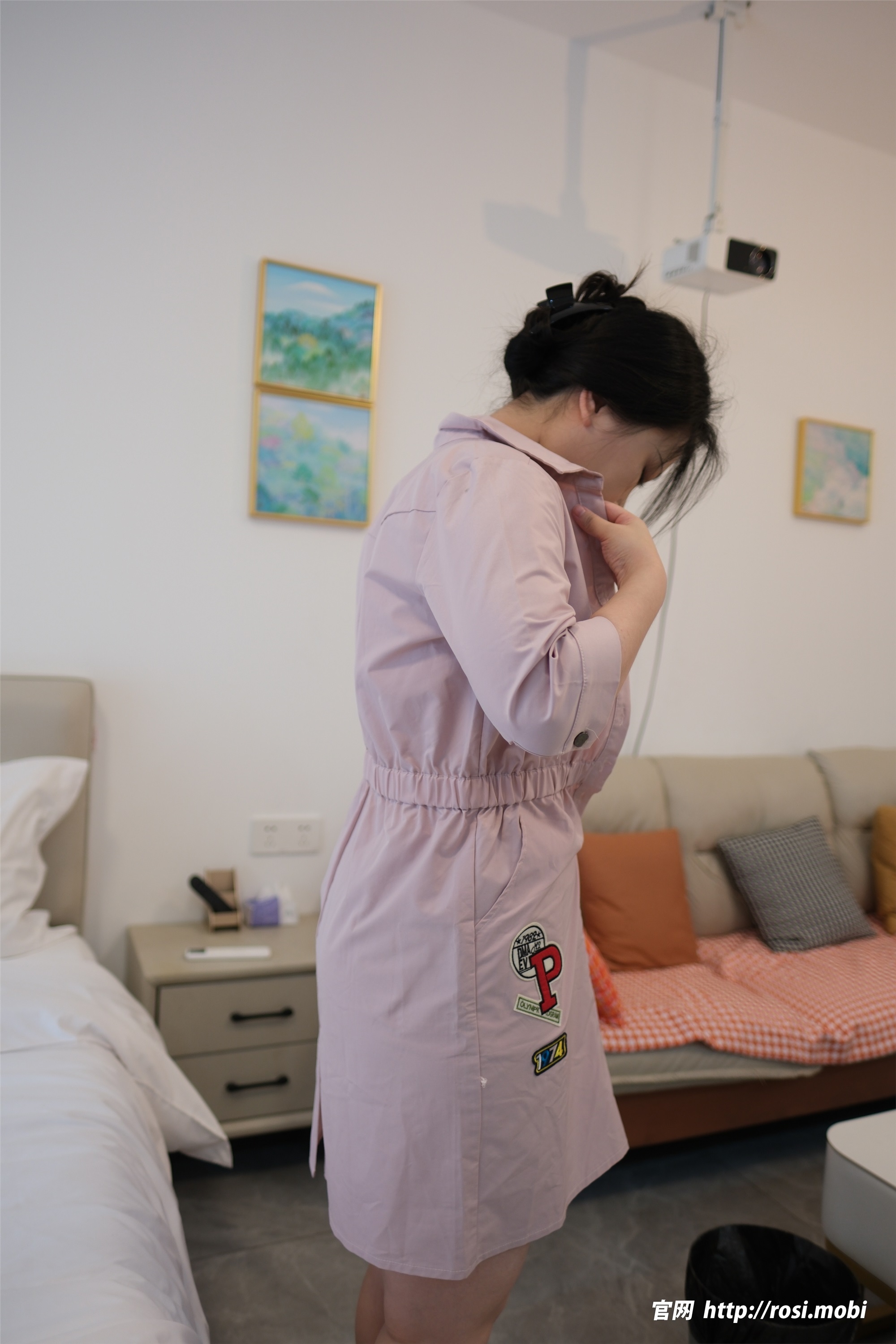 ROSI写真期2025.05.02期N第4897-秀人网