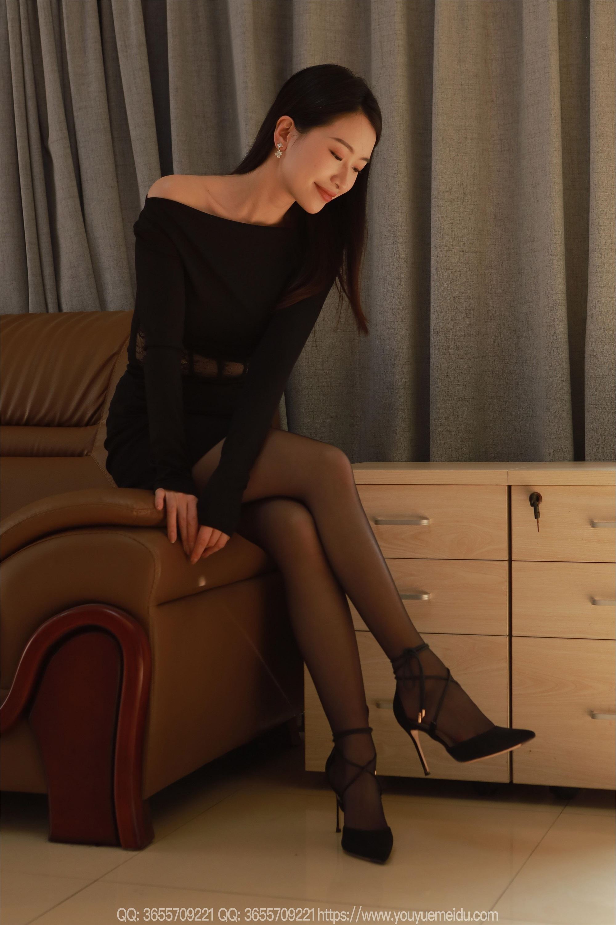 图片[6]-IESS异思趣向期期2025.04.27期丝享家期2038期小婕《迷人黑玫瑰》-套图网