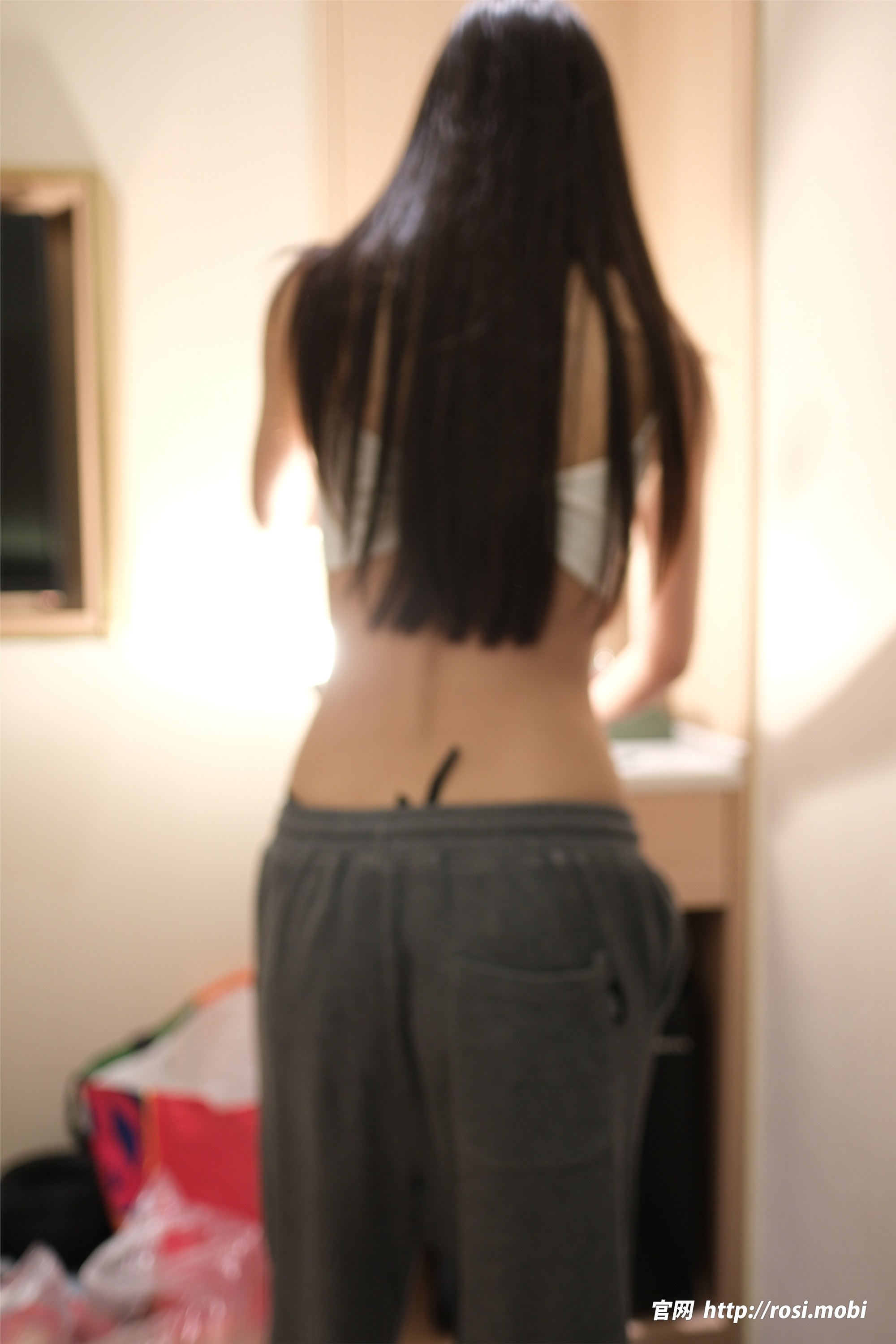 图片[3]-ROSI写真期2025.05.14期N第4909-套图网