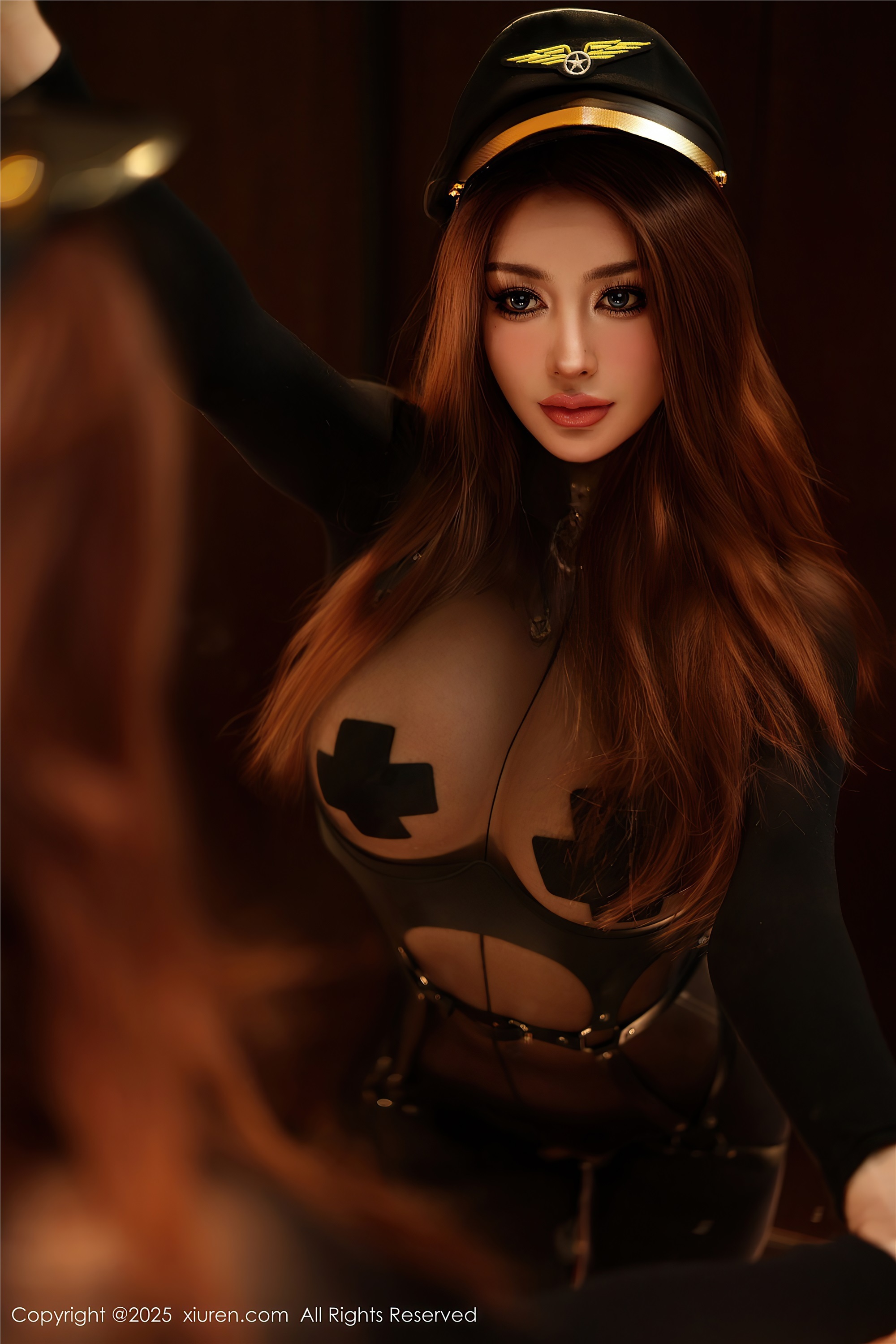 图片[2]-Xiuren秀人网期2025.04.28期N第10210期蕾蕾醒了没-套图网