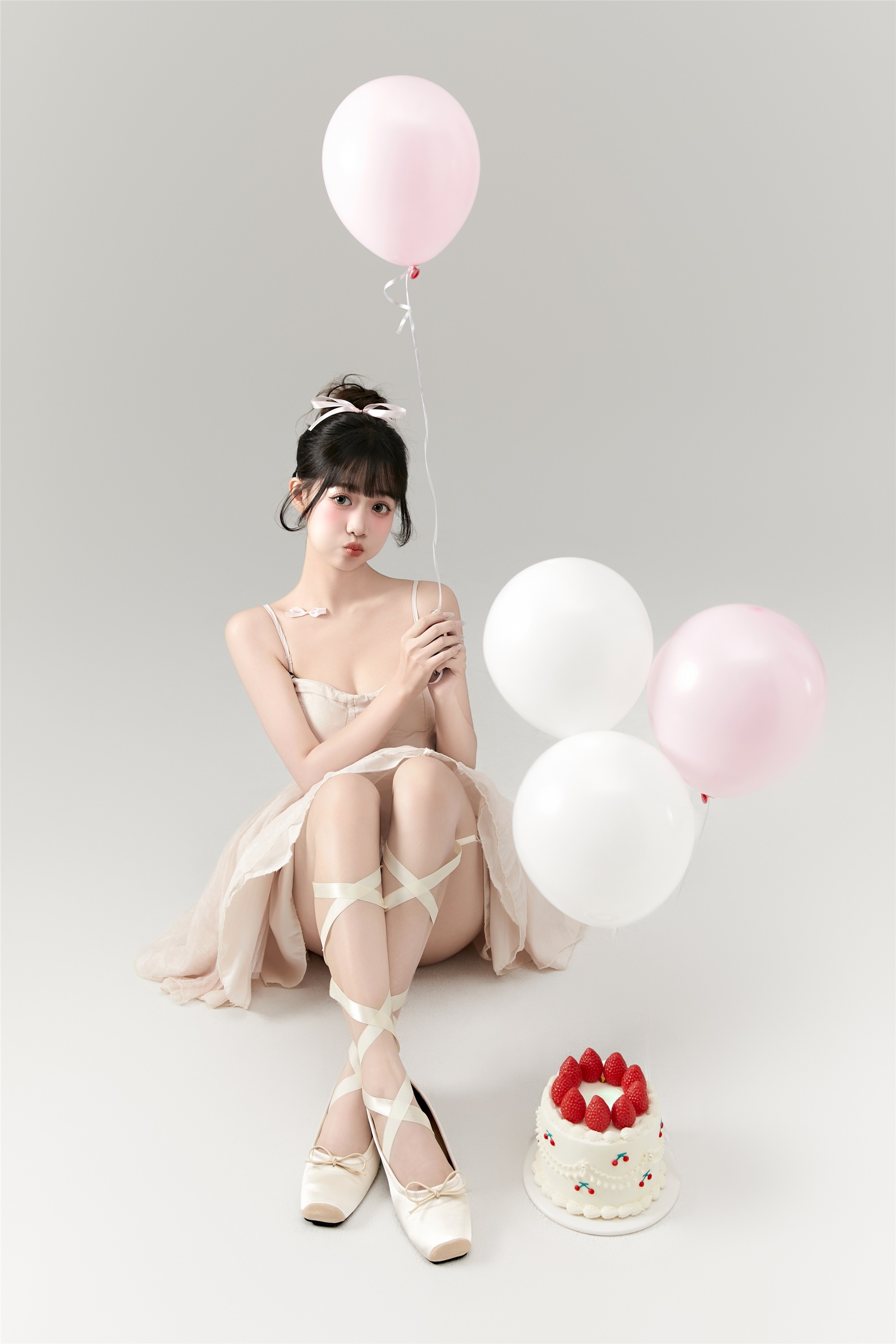 图片[13]-YITUYU艺图语期2025.01.01期芭蕾少女生日写真期菠萝包-套图网