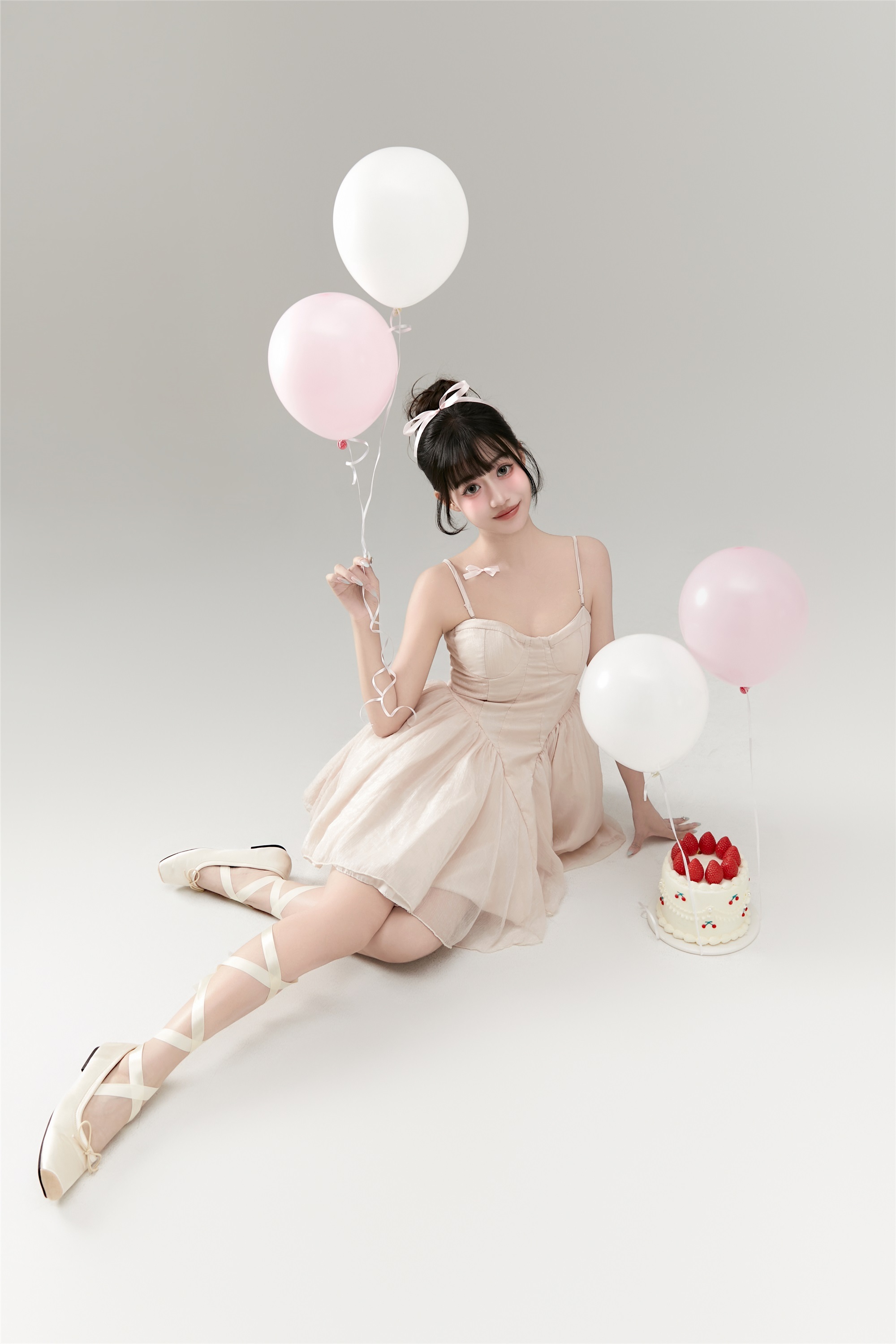 图片[14]-YITUYU艺图语期2025.01.01期芭蕾少女生日写真期菠萝包-套图网