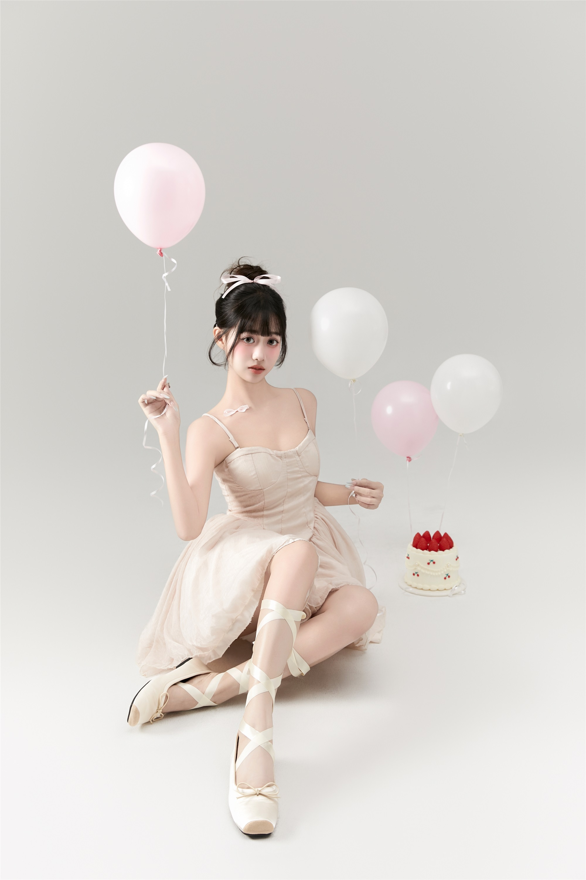 图片[15]-YITUYU艺图语期2025.01.01期芭蕾少女生日写真期菠萝包-套图网