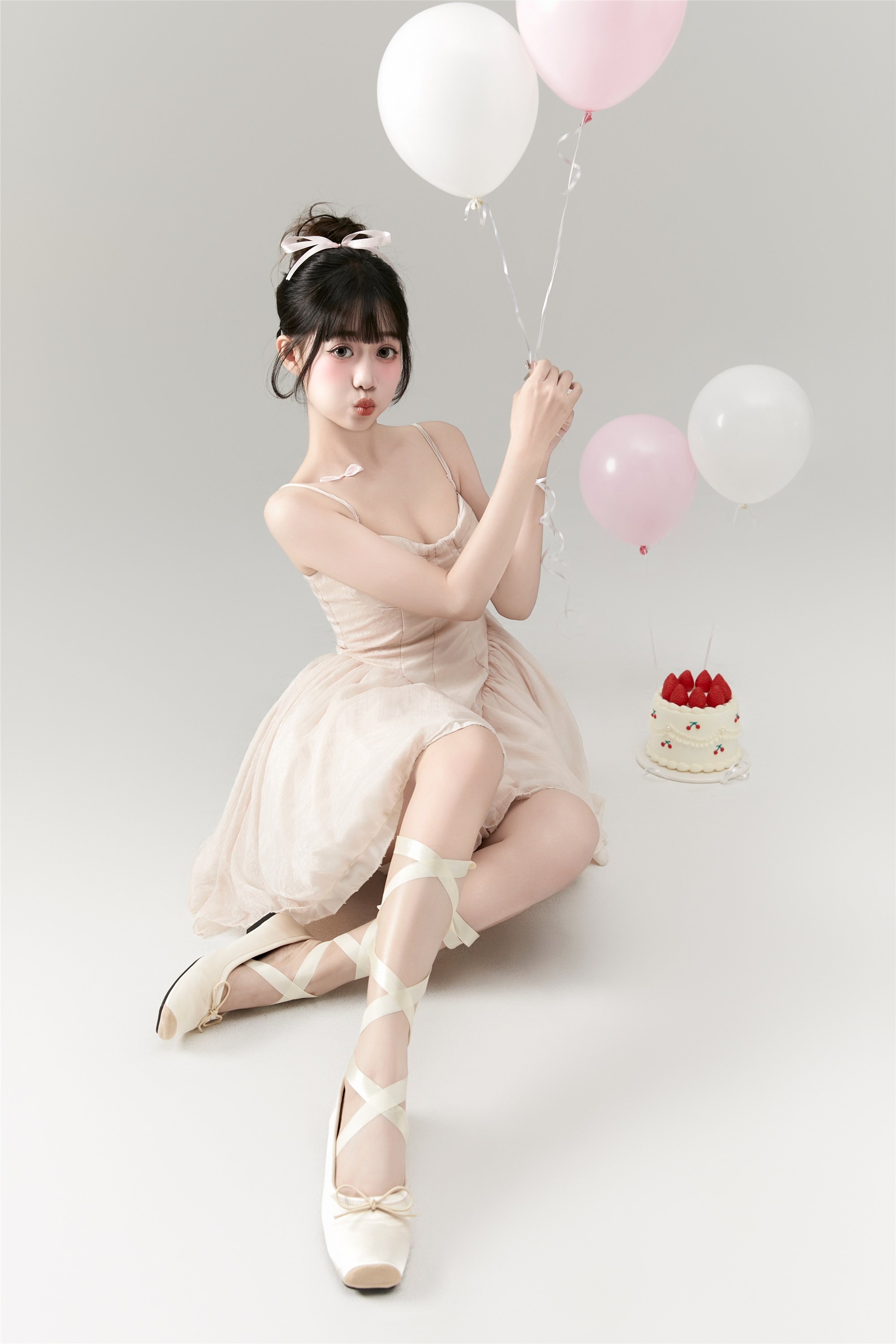 图片[16]-YITUYU艺图语期2025.01.01期芭蕾少女生日写真期菠萝包-套图网