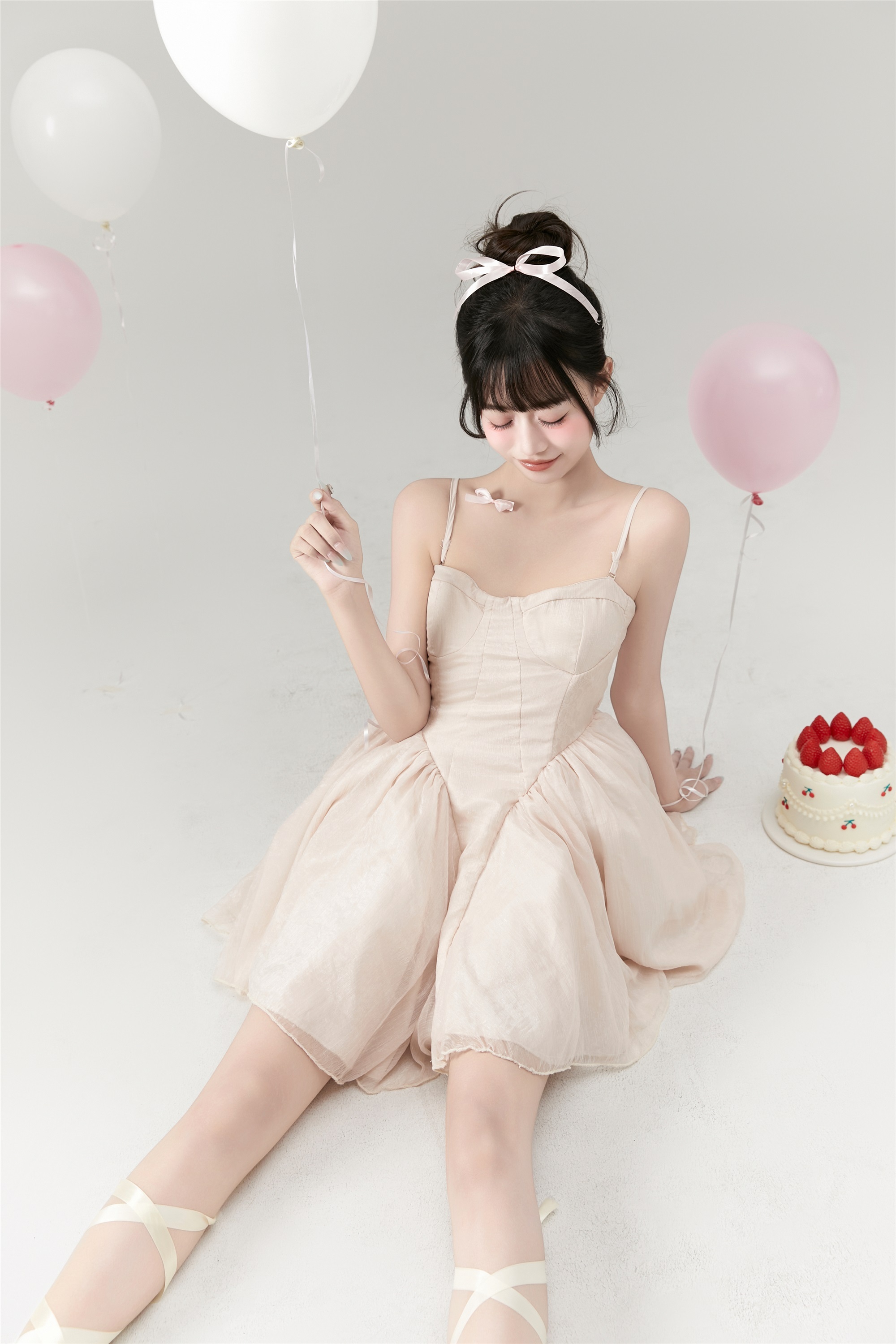 图片[17]-YITUYU艺图语期2025.01.01期芭蕾少女生日写真期菠萝包-套图网