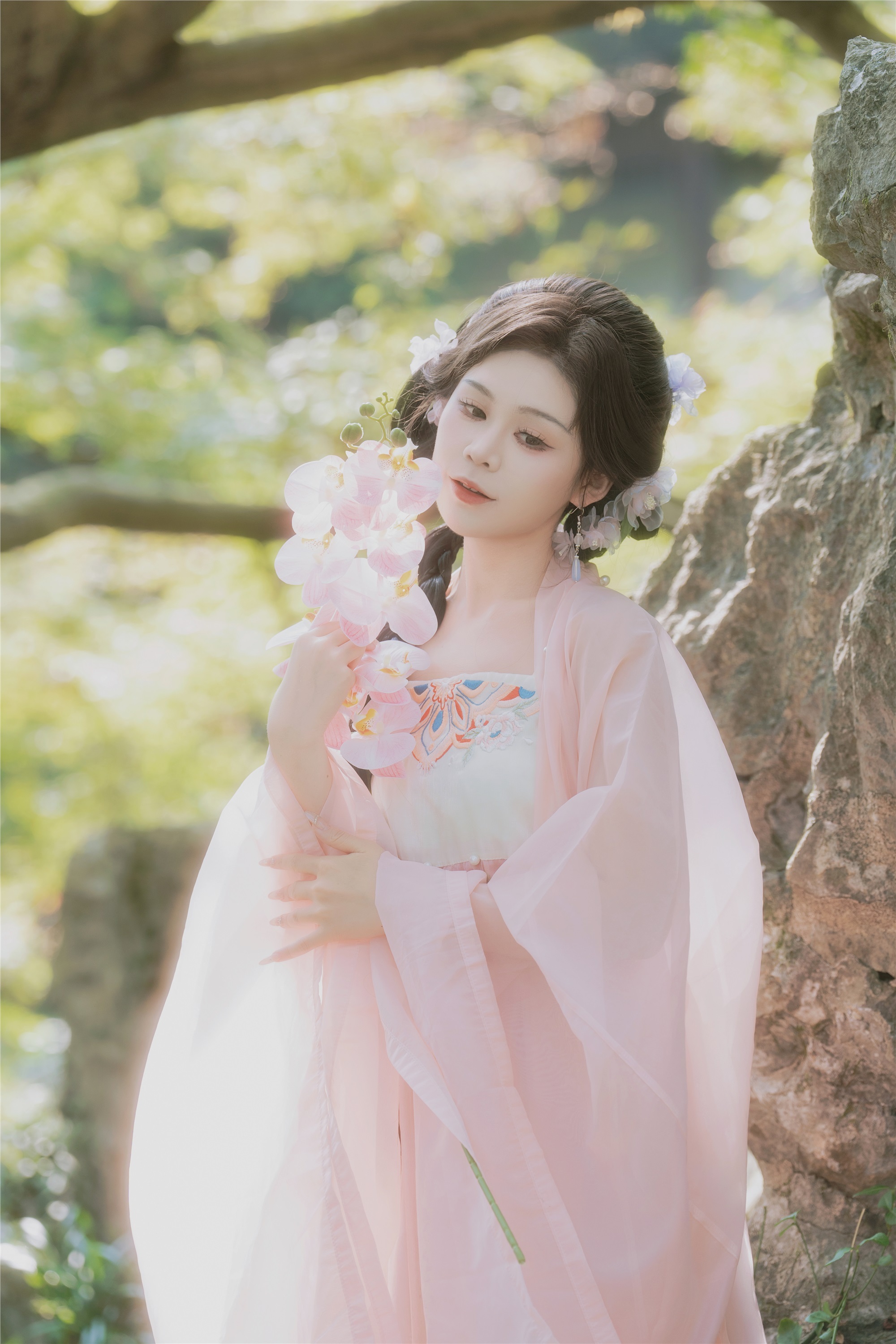 图片[6]-YITUYU艺图语期2025.01.02期粉色温婉期泡芙小方-秀人网