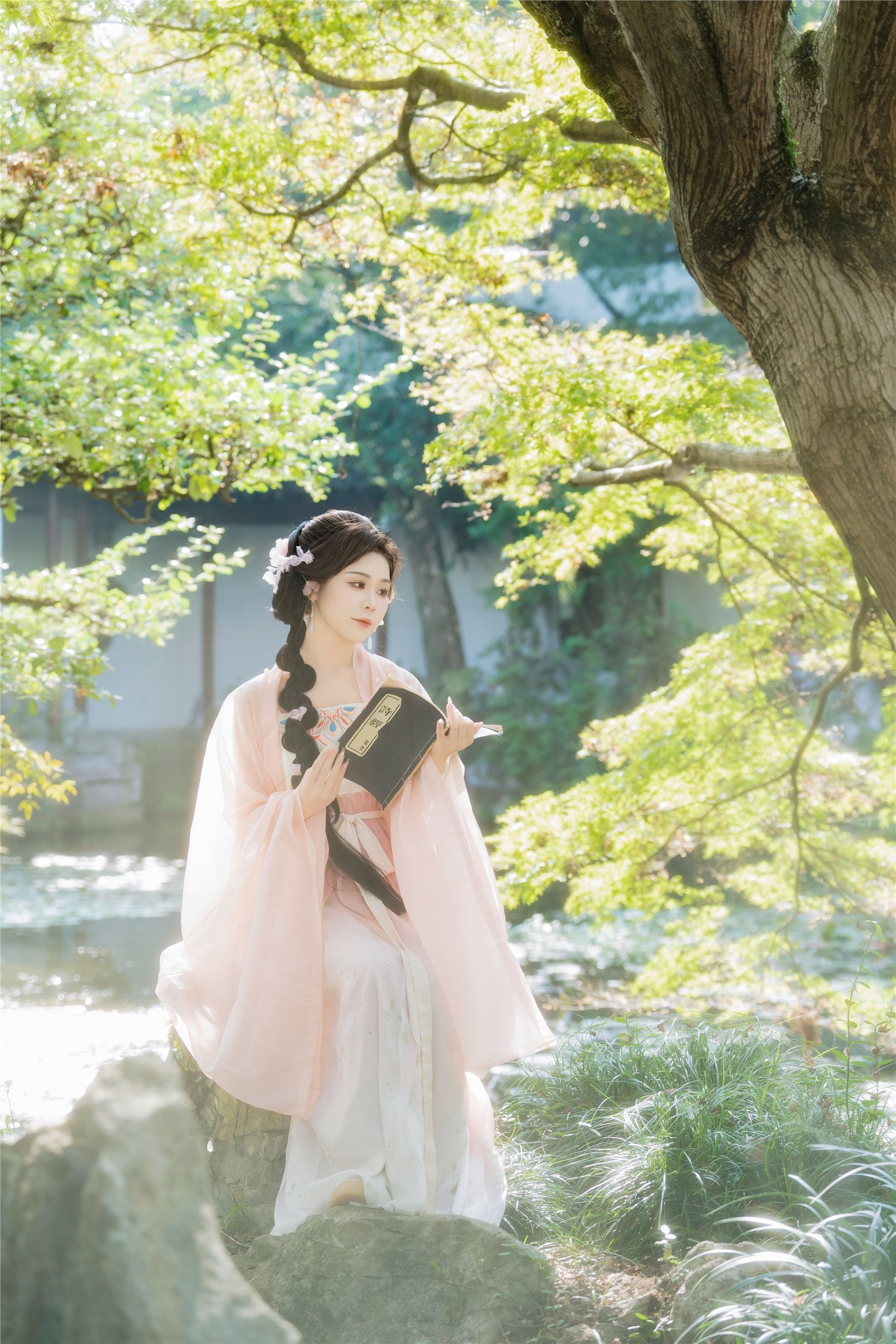 图片[8]-YITUYU艺图语期2025.01.02期粉色温婉期泡芙小方-秀人网