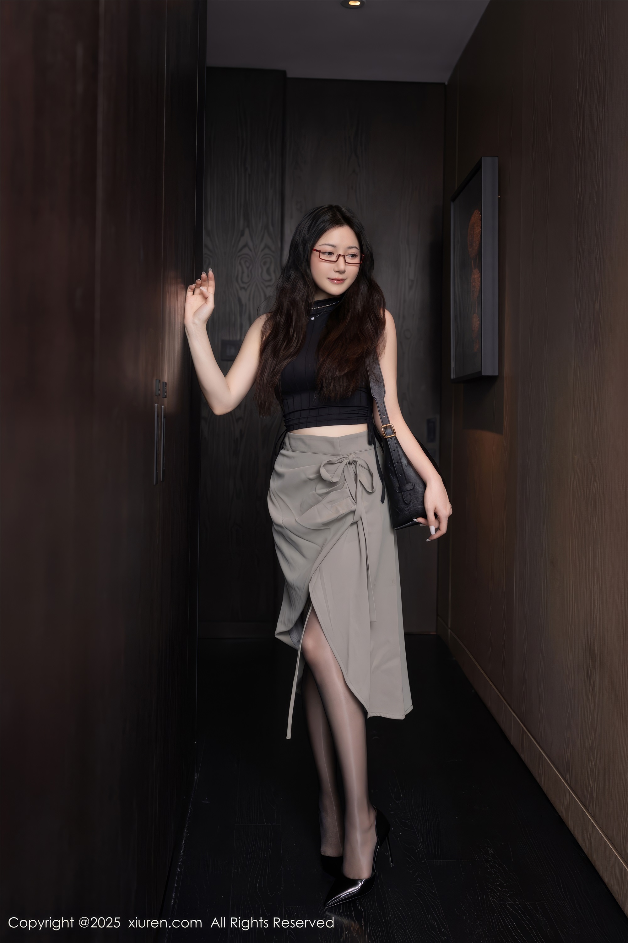 图片[2]-Xiuren秀人网期2025.04.30期No.10231期鱼子酱Fish-秀人网