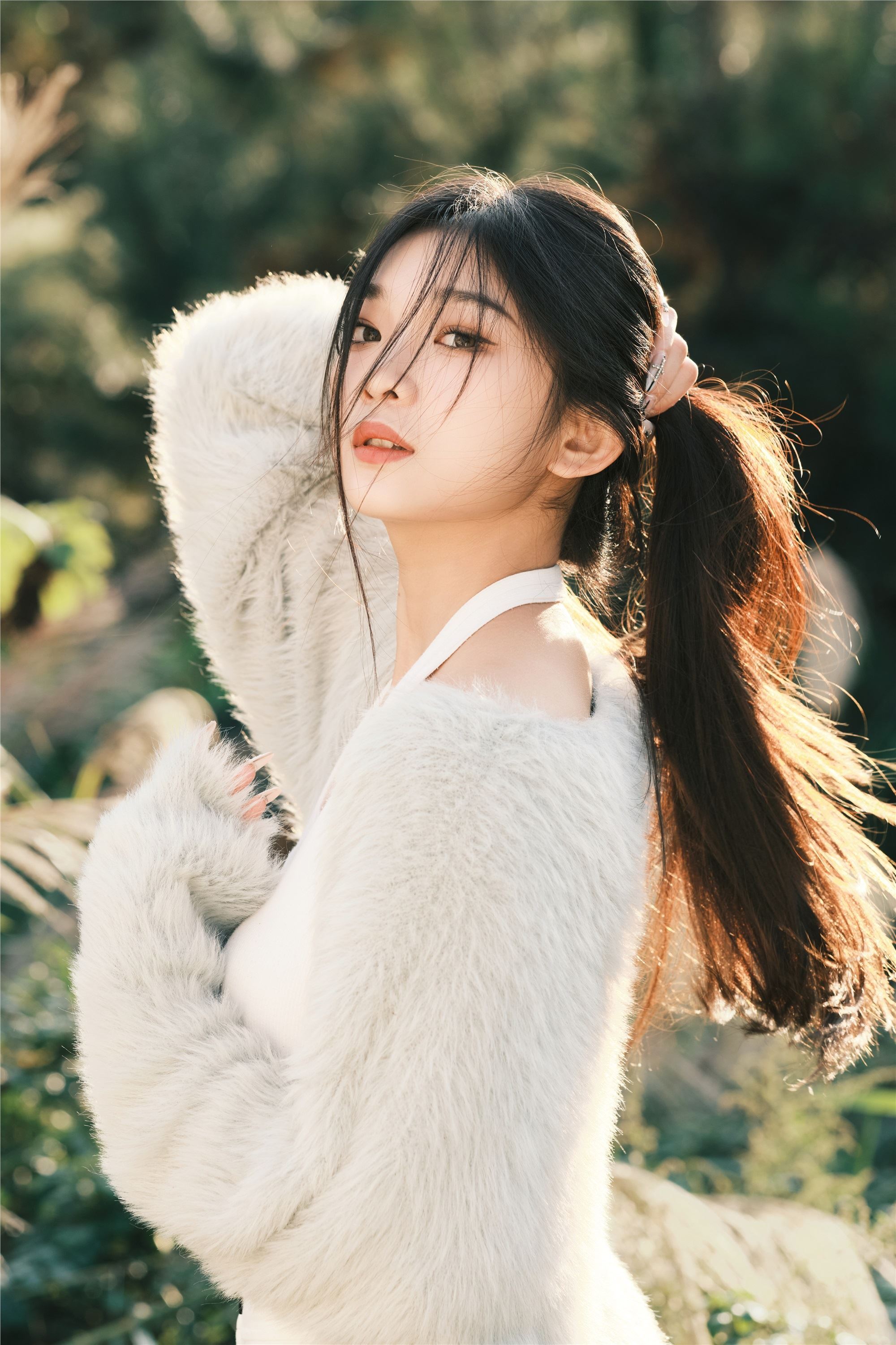 图片[7]-YITUYU艺图语期2025.01.03期湖边期一只狸猫-秀人网