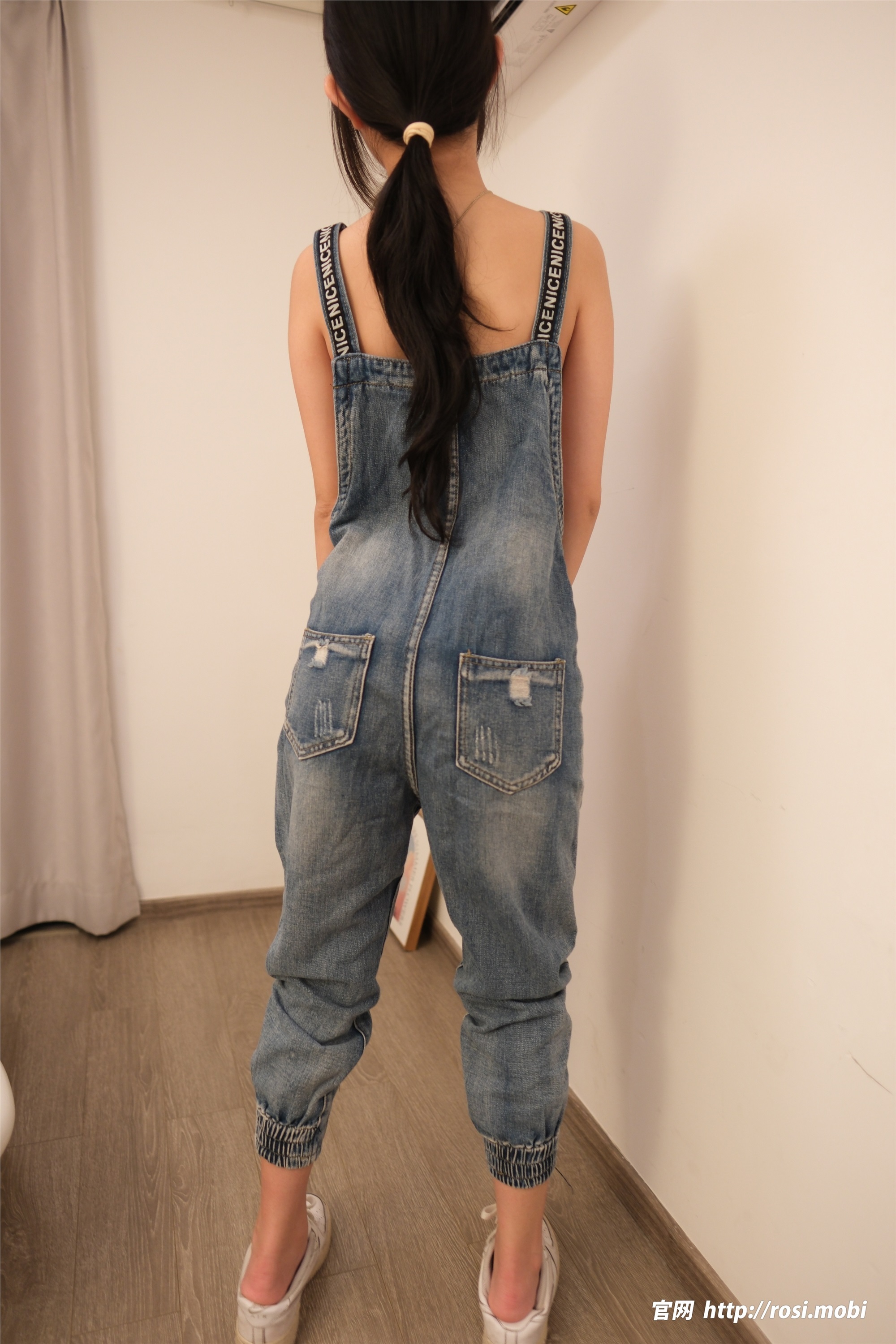 图片[9]-ROSI写真期2025.05.30期N第4925-秀人网