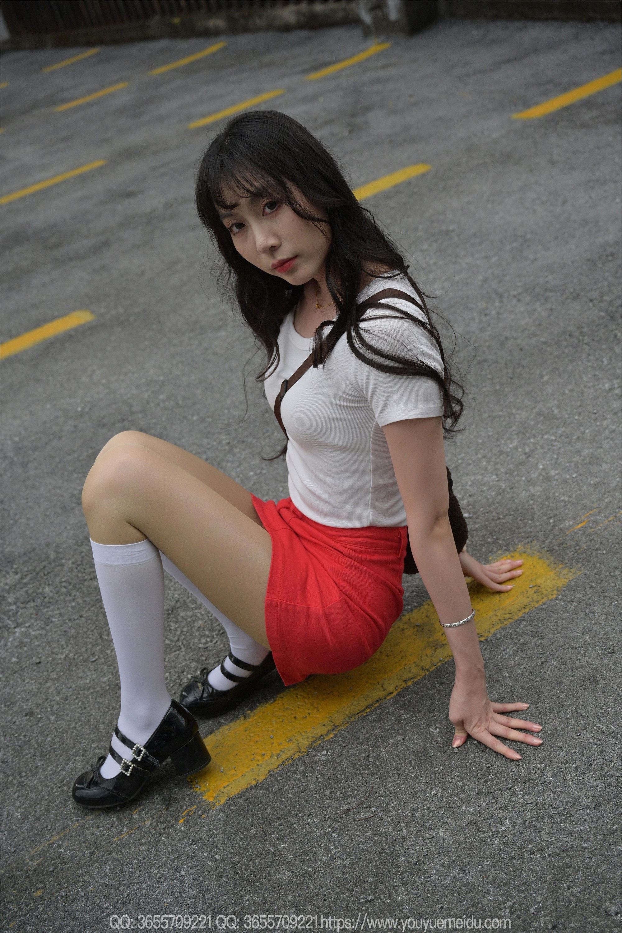 图片[3]-IESS异思趣向期期2025.05.16期丝享家期2055期团团《红裙子（上）》-秀人网