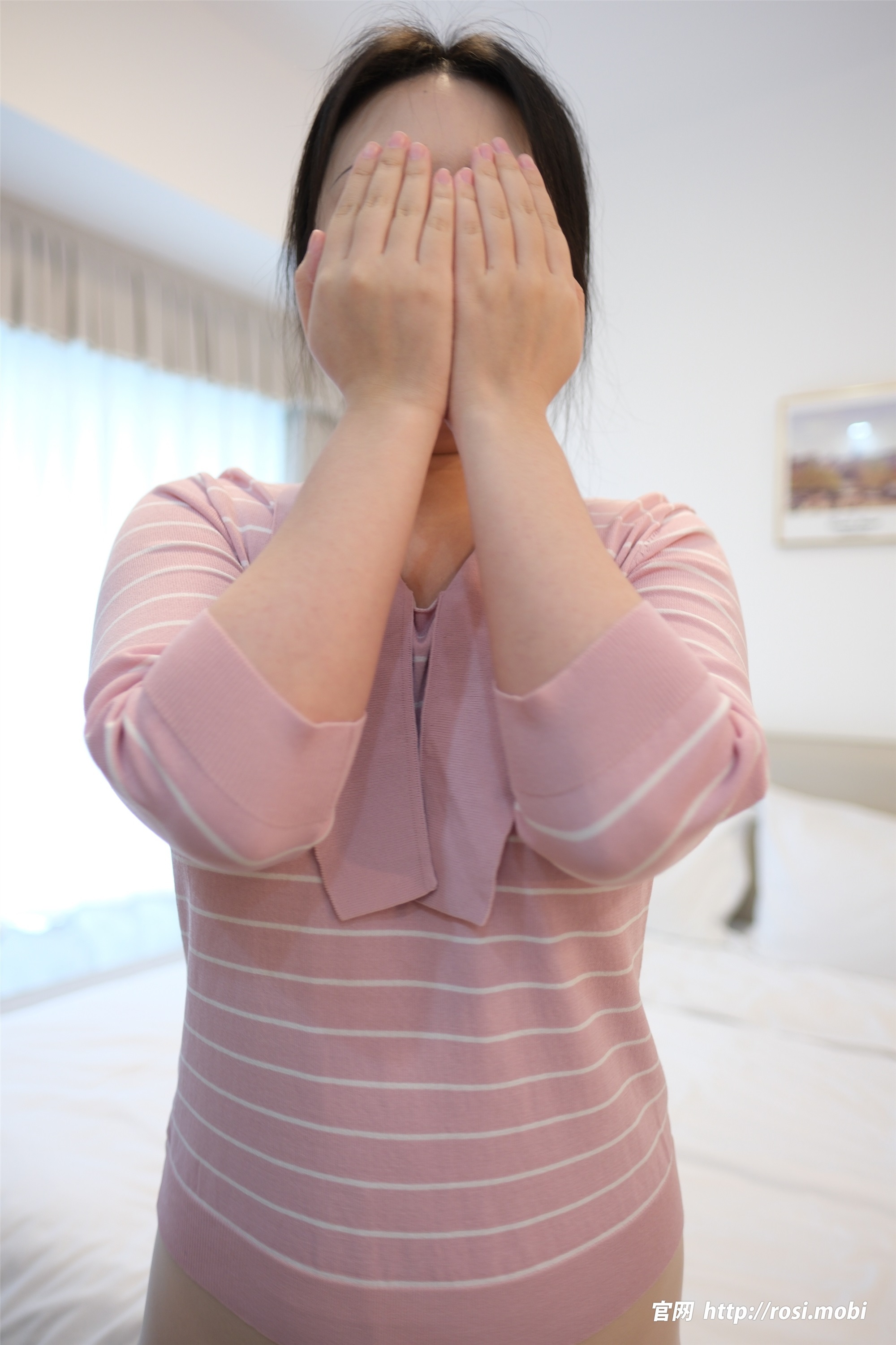 图片[2]-ROSI写真期2025.06.02期N第4928-秀人网