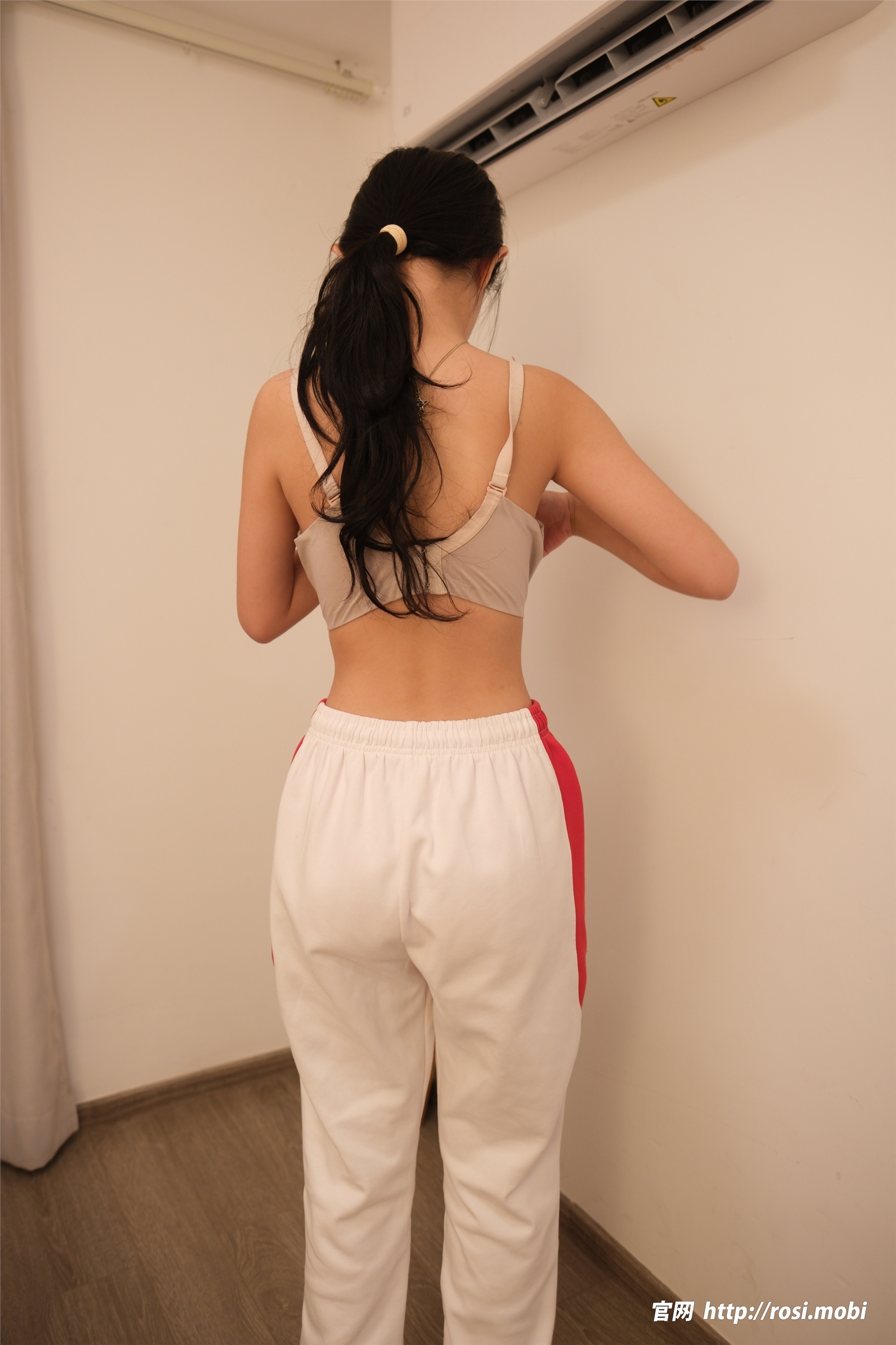 图片[3]-ROSI写真期2025.06.04期N第4930-秀人网