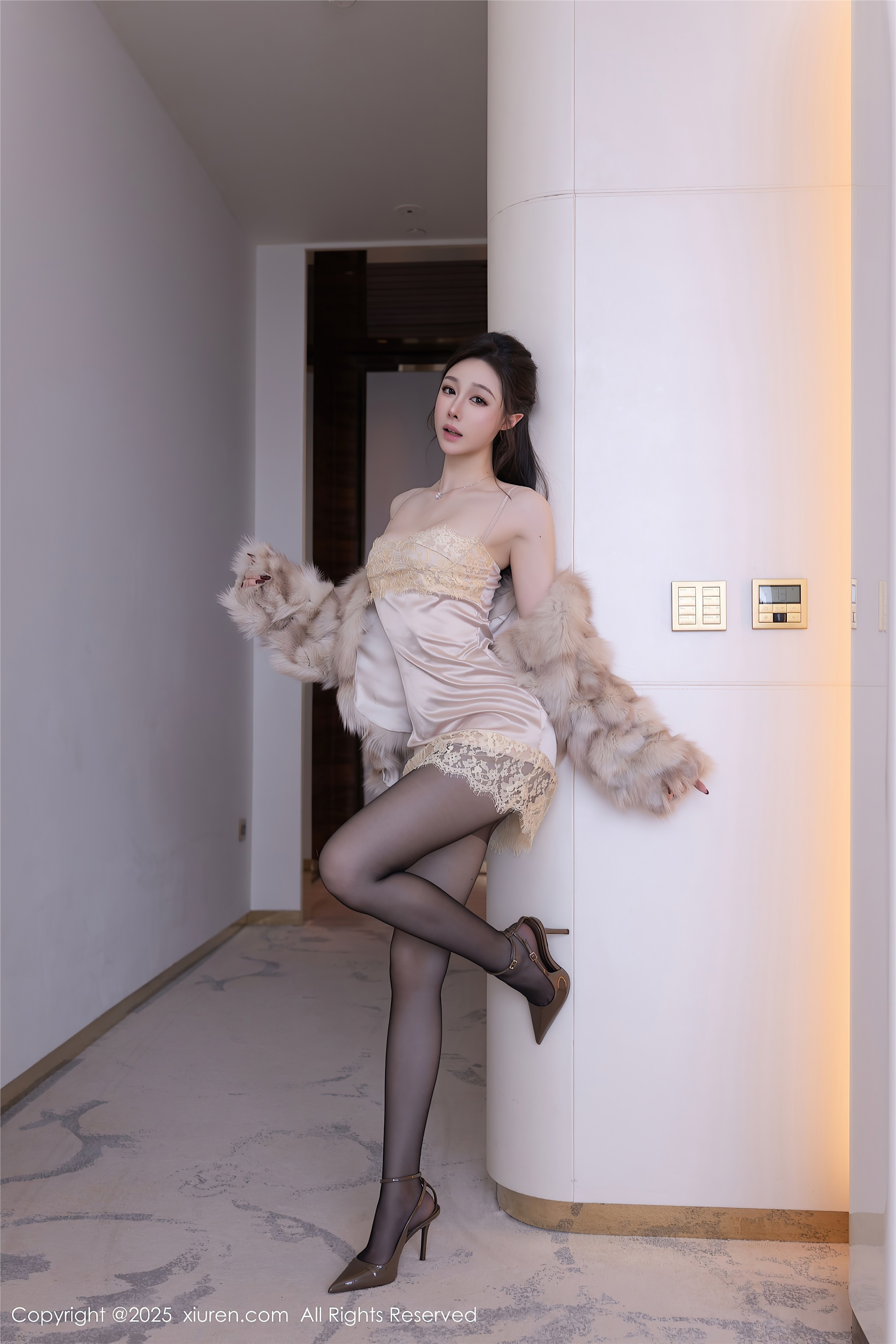 图片[6]-Xiuren秀人网期2025.05.09期N第10259期小逗逗-秀人网