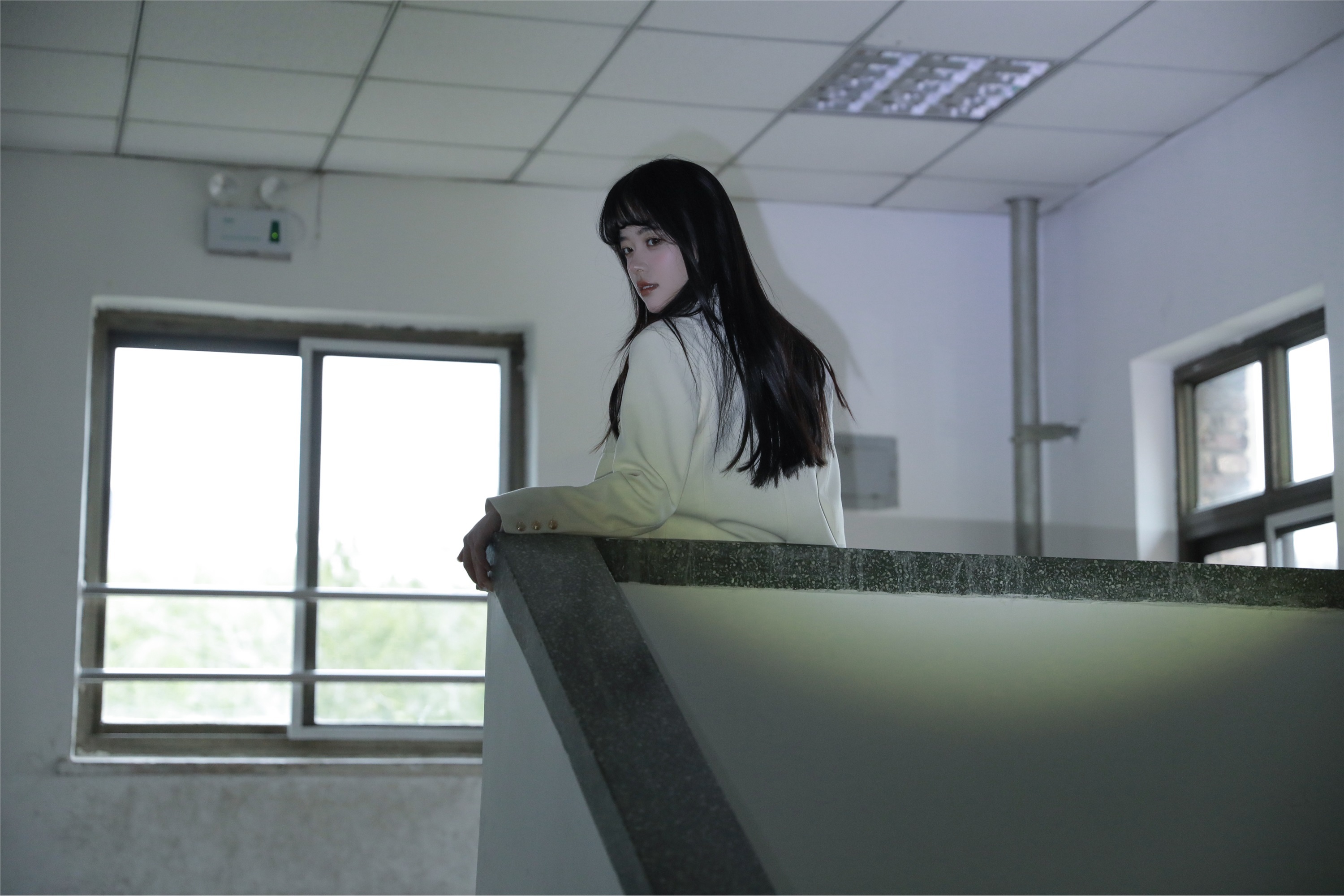 图片[6]-YITUYU艺图语期2025.01.04期楼梯间期姜见过-秀人网