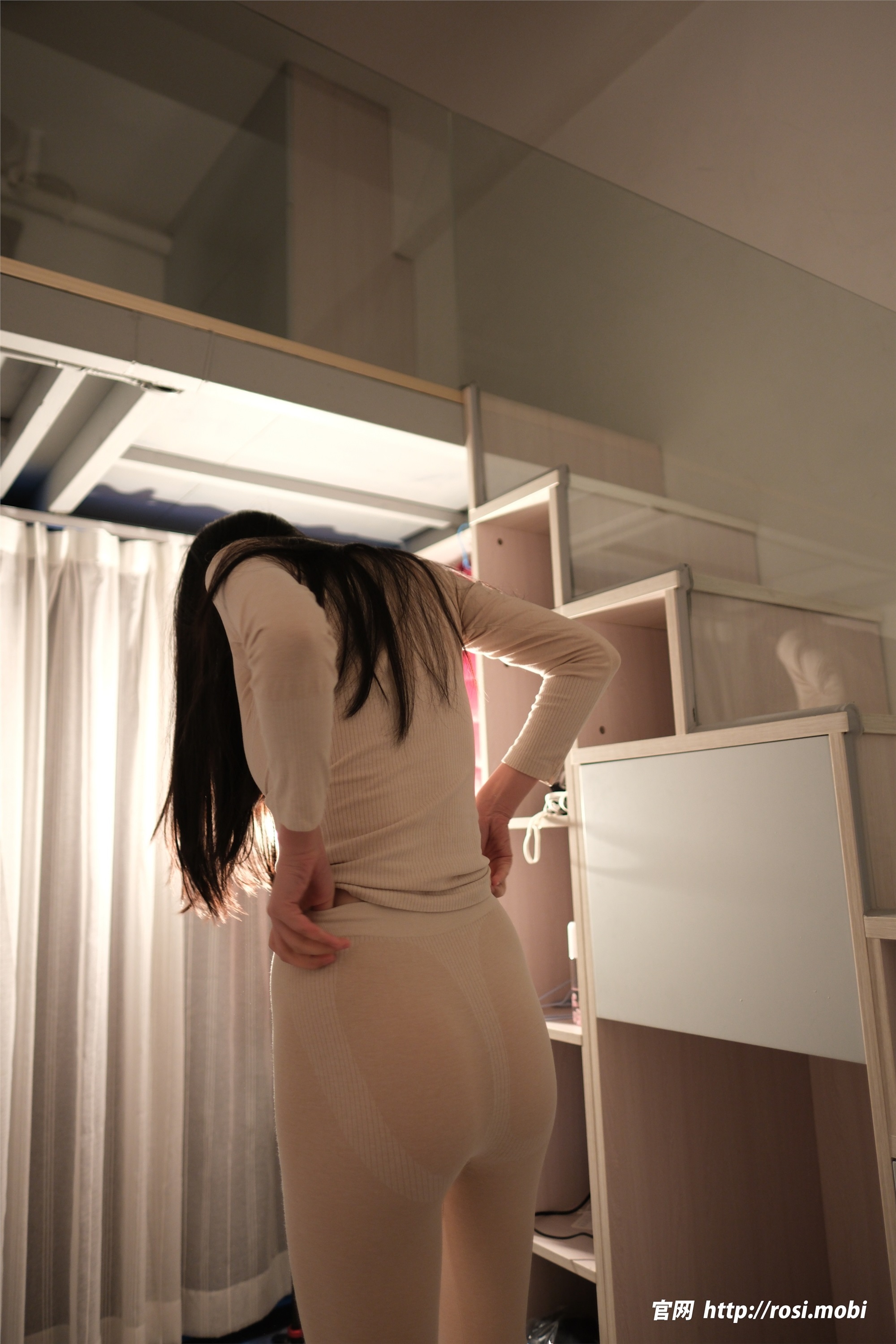 图片[6]-ROSI写真期2025.06.06期N第4932-秀人网