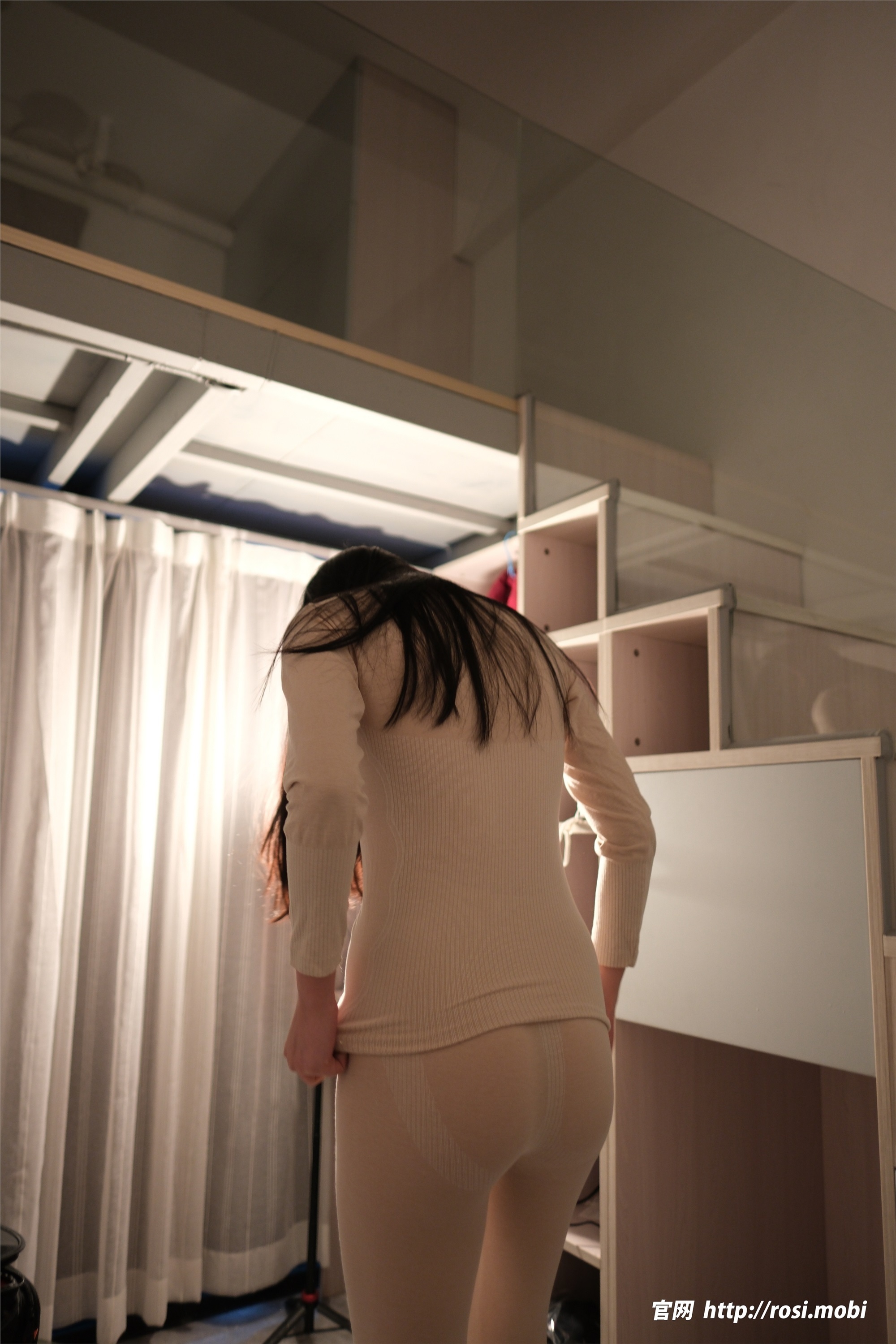 图片[8]-ROSI写真期2025.06.06期N第4932-秀人网