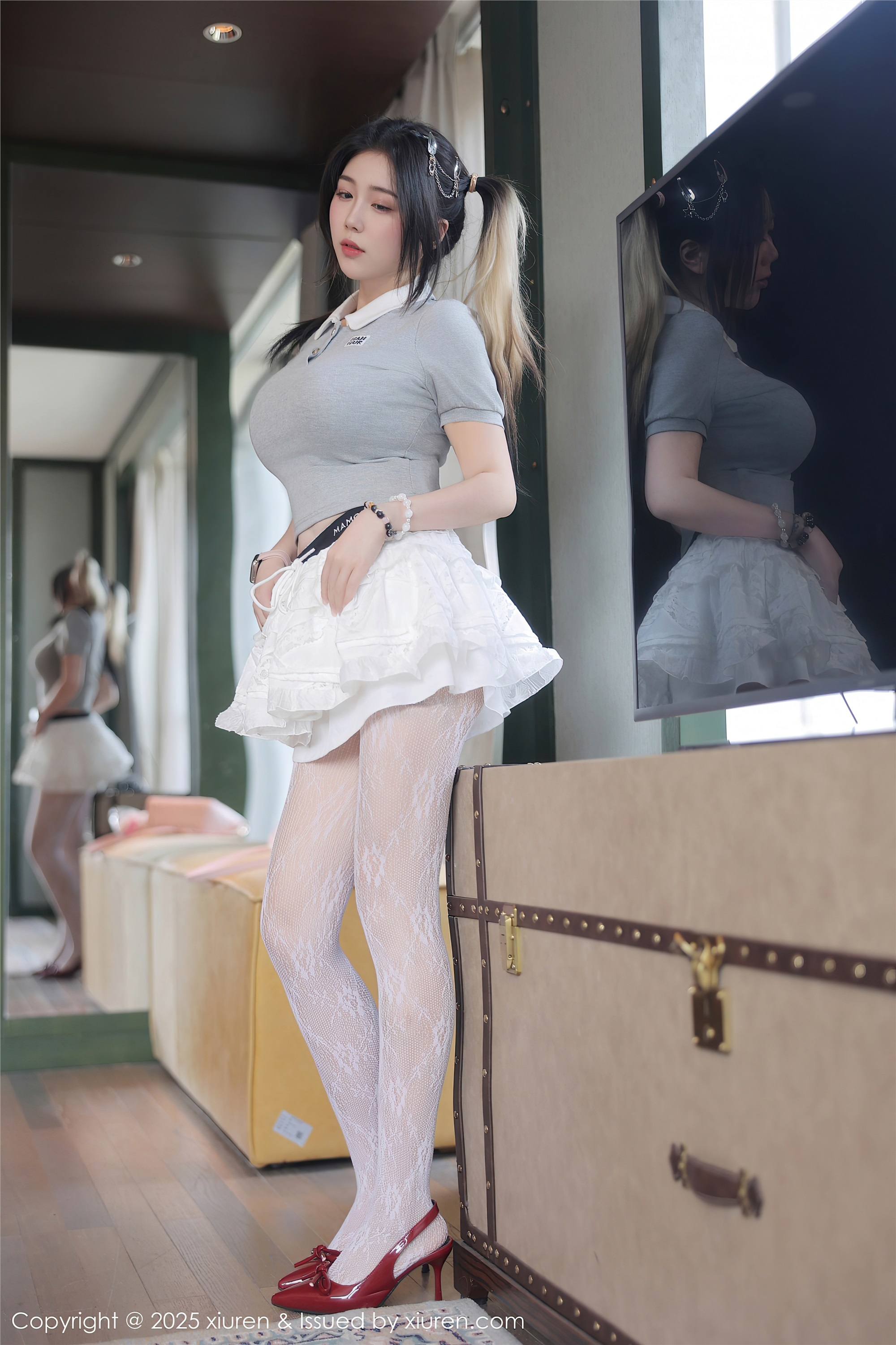 图片[3]-Xiuren秀人网期2025.05.27期N第10330期诺诺Hsu-蕾丝猫