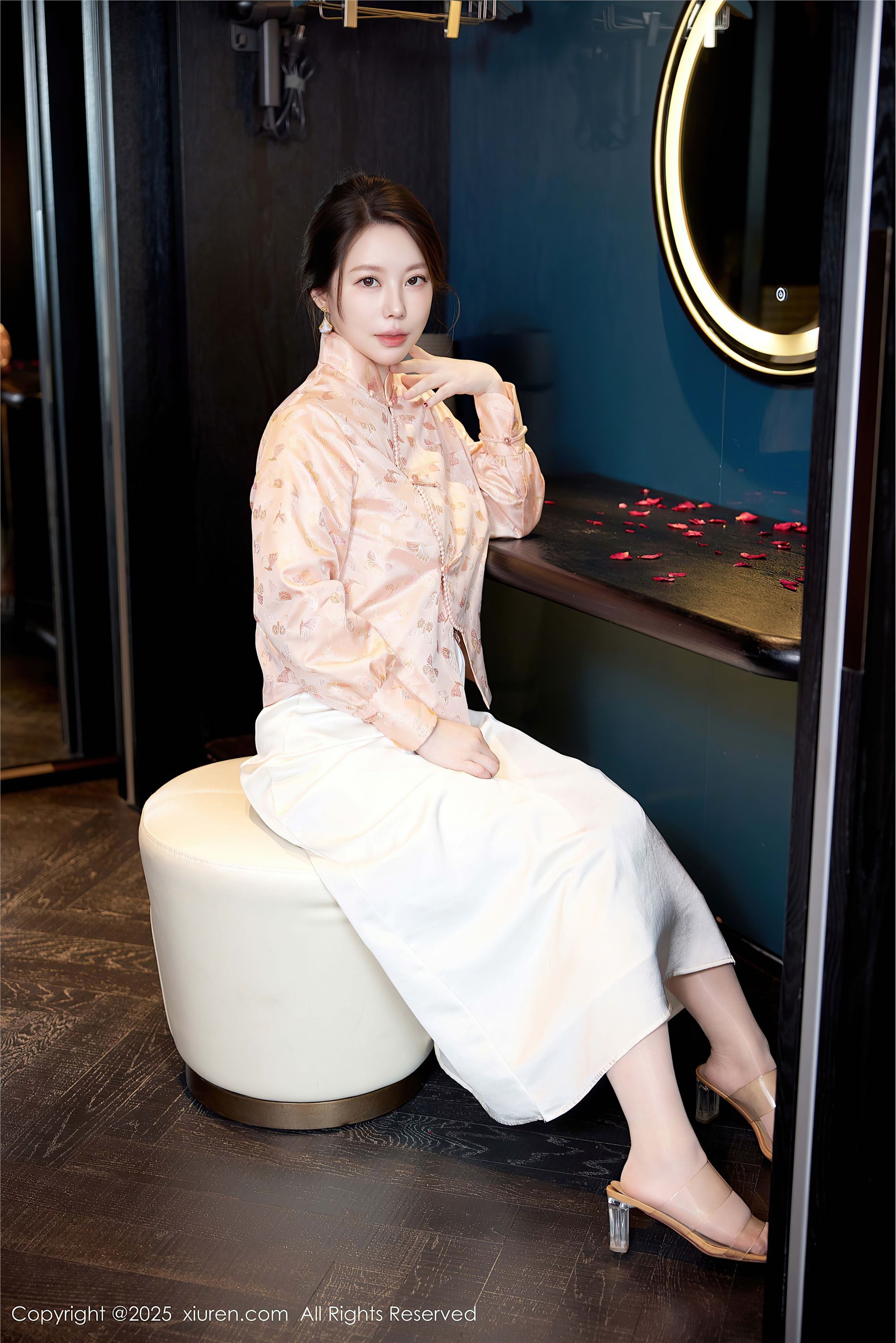 图片[8]-Xiuren秀人网期2025.05.29期N第10341期白茹雪abby-蕾丝猫