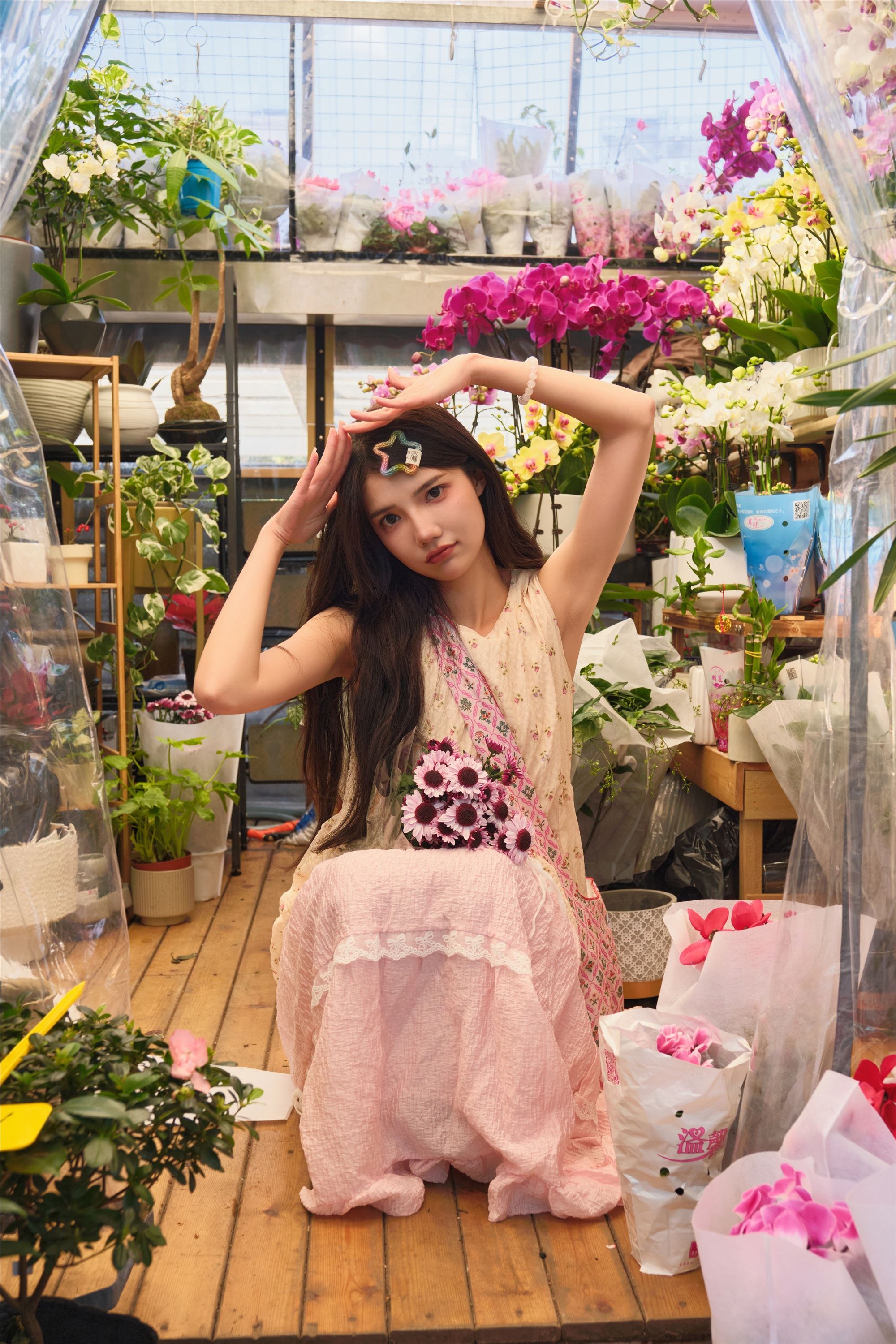 图片[2]-YITUYU艺图语期2025.01.12期花期正好期多米Domy-蕾丝猫