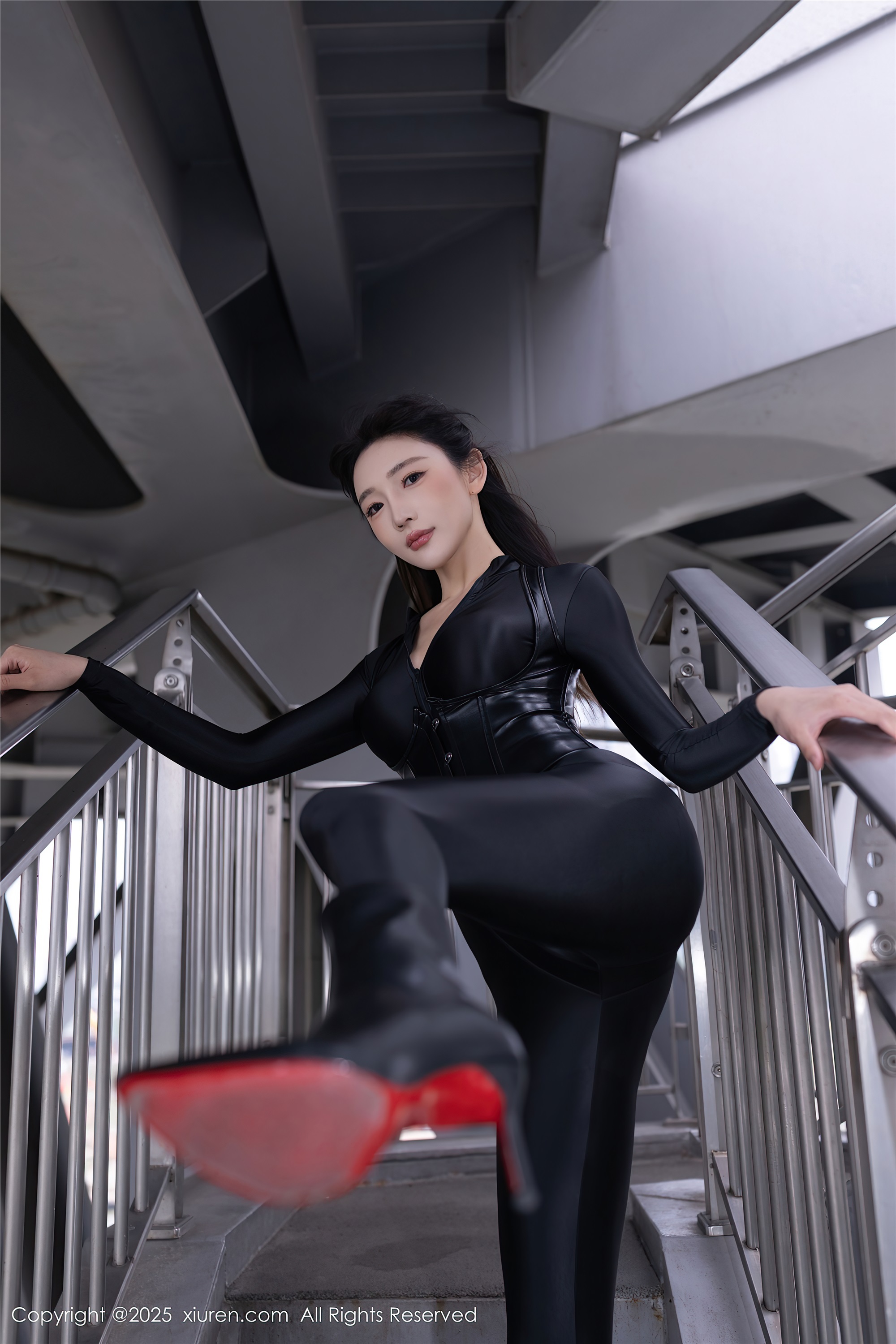 图片[5]-Xiuren秀人网期2025.06.12期N第10404期陆萱萱-蕾丝猫