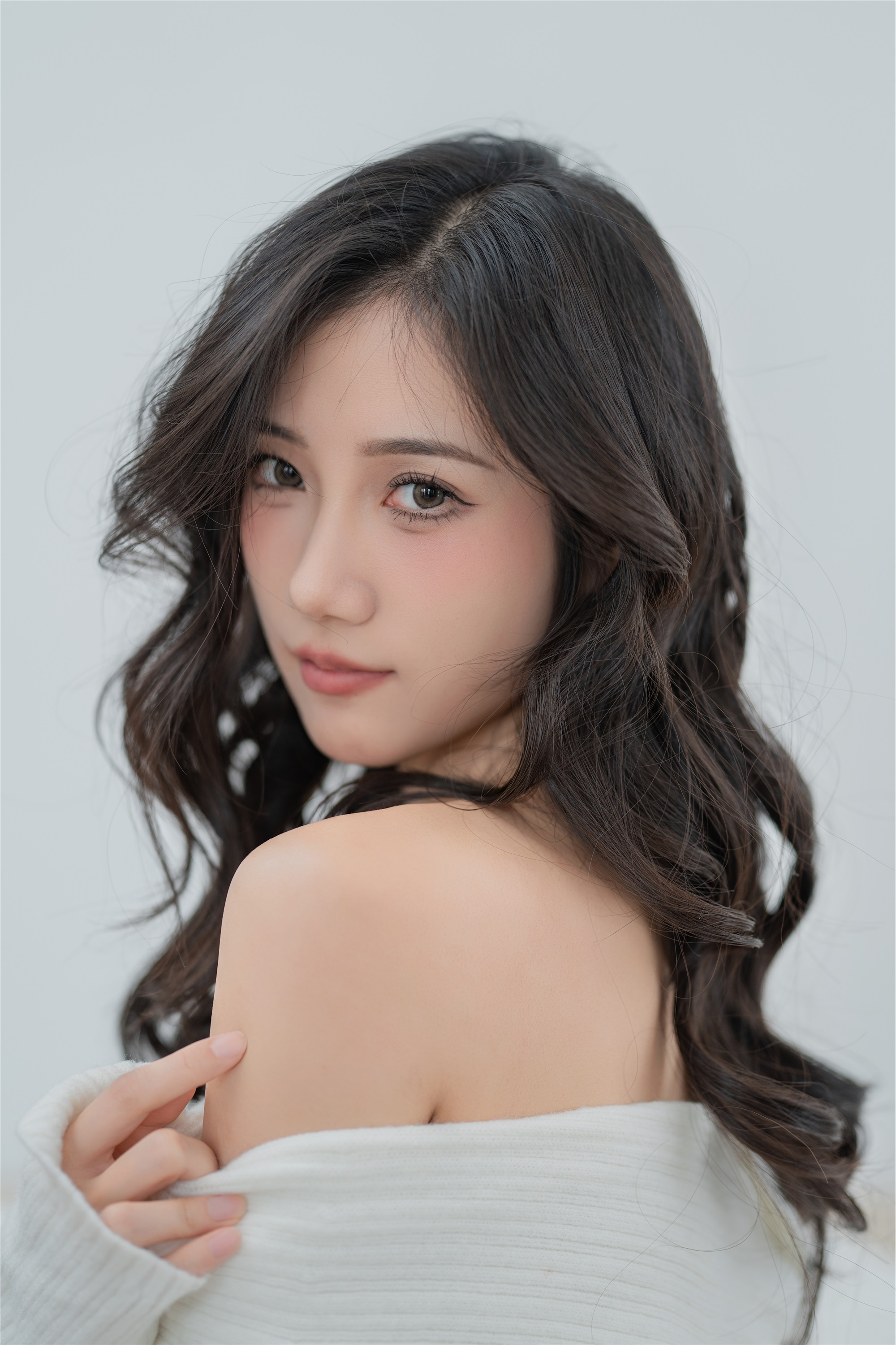 图片[8]-YITUYU艺图语期2025.01.19期白色毛衣期o1ne万-秀人网