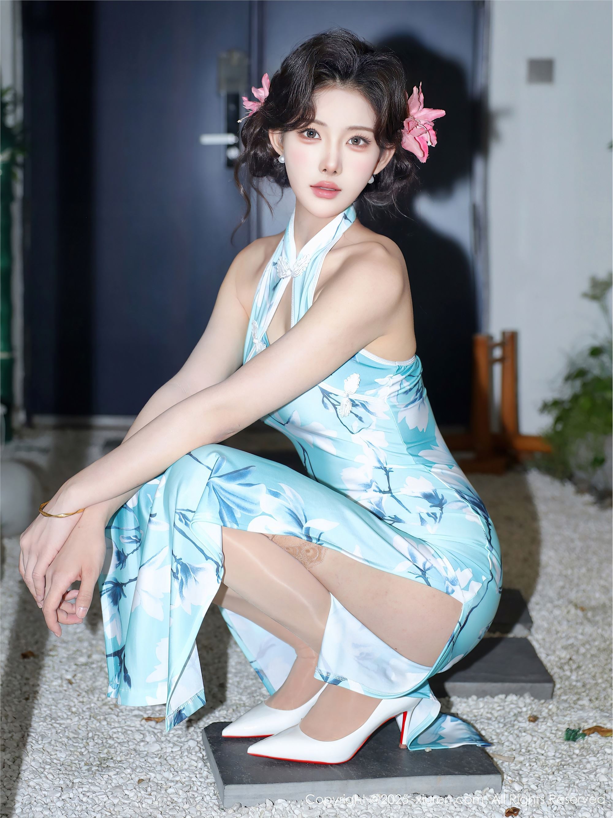 图片[2]-Xiuren秀人网期2025.07.28期N第10594期梨霜儿-套图网